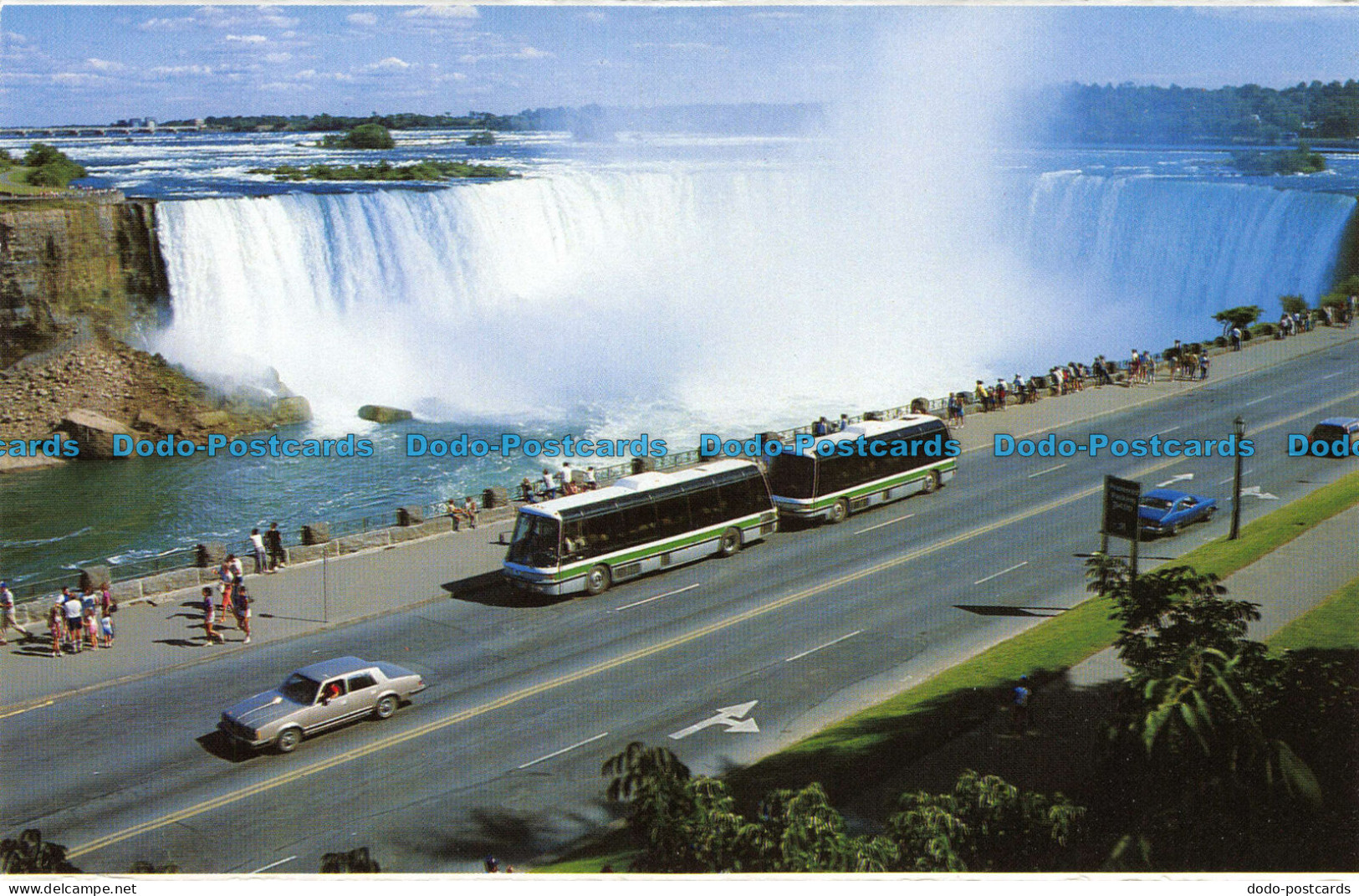 R076058 Niagara Falls. Chutes Niagara. Canadian Horseshoe Falls. Niagara Parks C - Mondo
