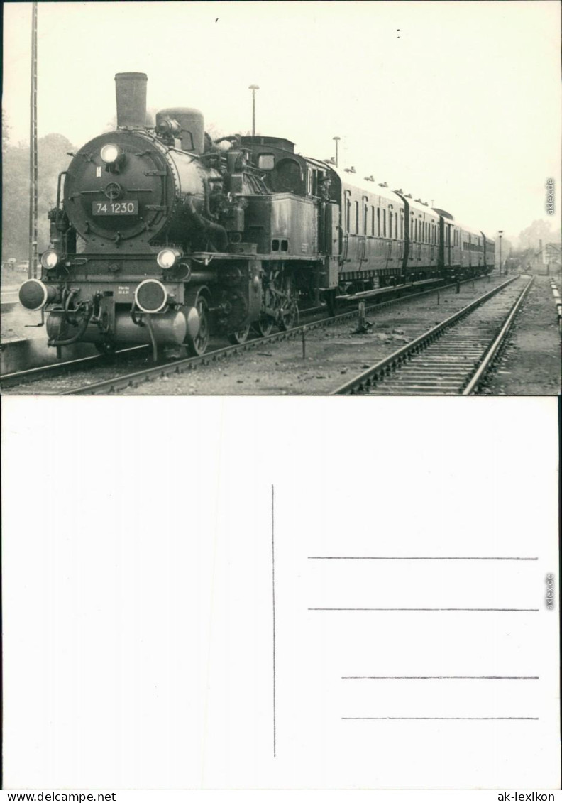 Dampflokomotive Typ: 74 1230 Mit Waggons Privatfoto Ansichtskarte 60 - Trains
