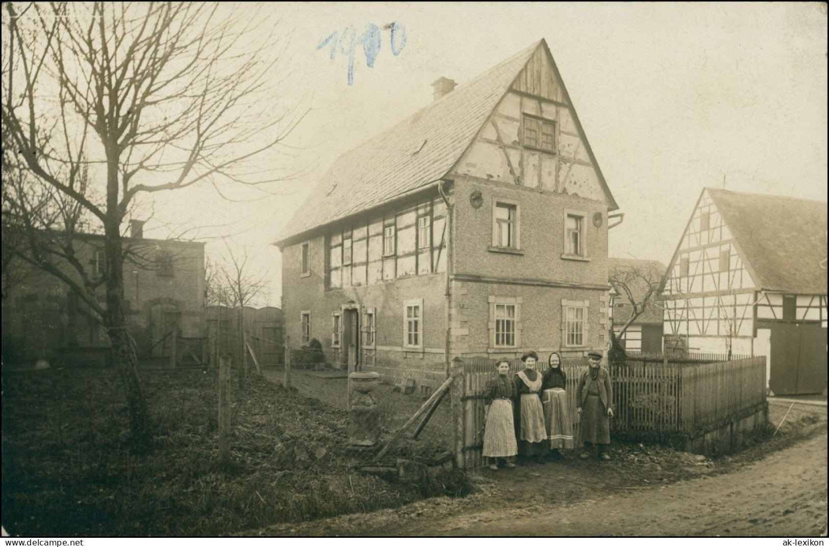 Ansichtskarte Lunzenau Frauen Vor Fachwerkhaus 1910 - Lunzenau