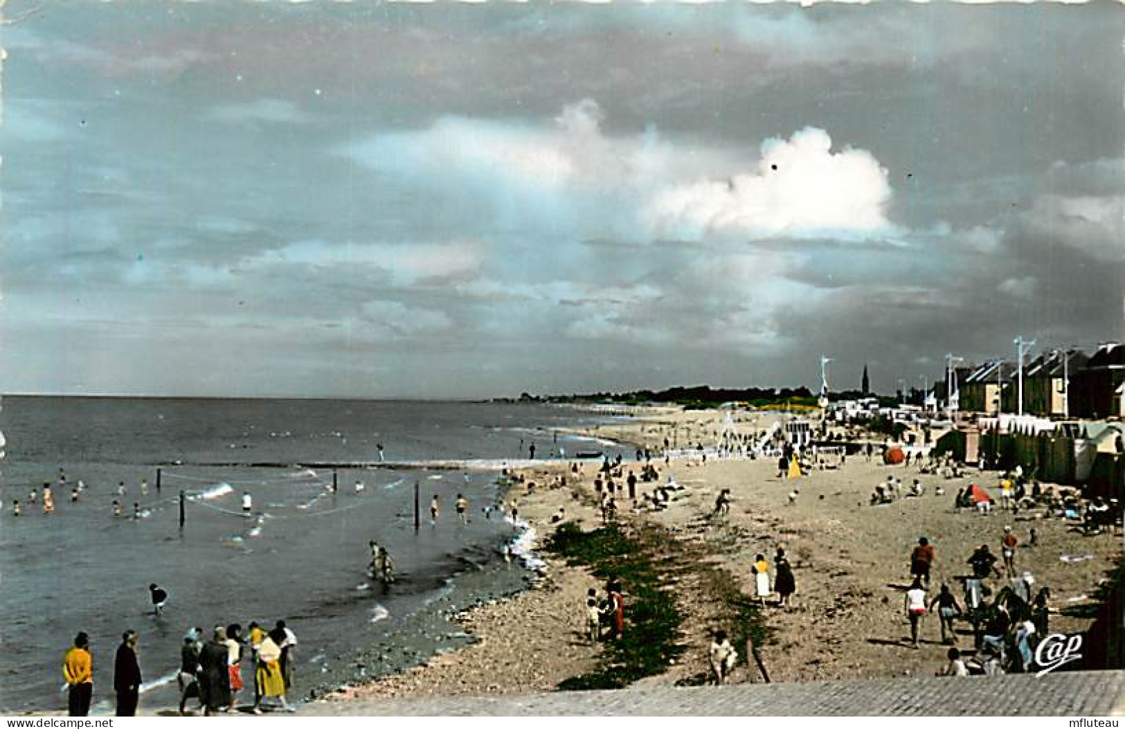 14* COURSEULLES SUR MER  Plage (CPSM 9 X 14cm)    RL,1103 - Otros & Sin Clasificación