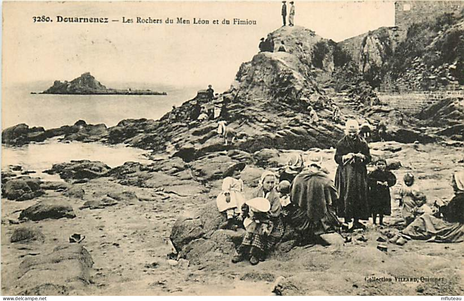 29* DOUARNENEZ Rochers Men Leon     RL02,0805 - Douarnenez