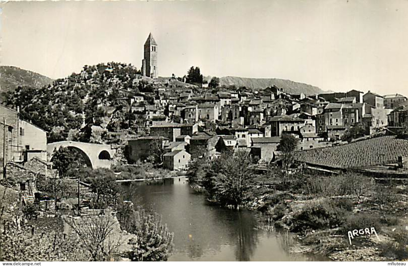 34* OLARGUES  Vue Generale   CPSM(9x14cm)      RL02,1168 - Other & Unclassified