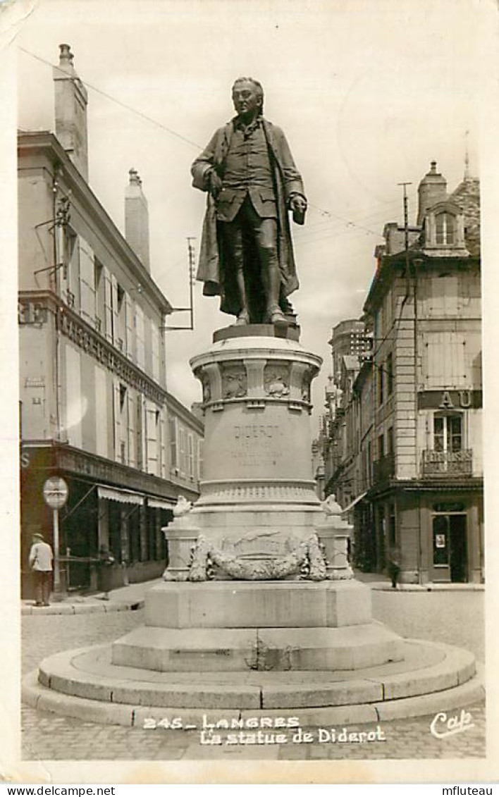 52* LANGRES Statue Diderot     RL03,1520 - Langres