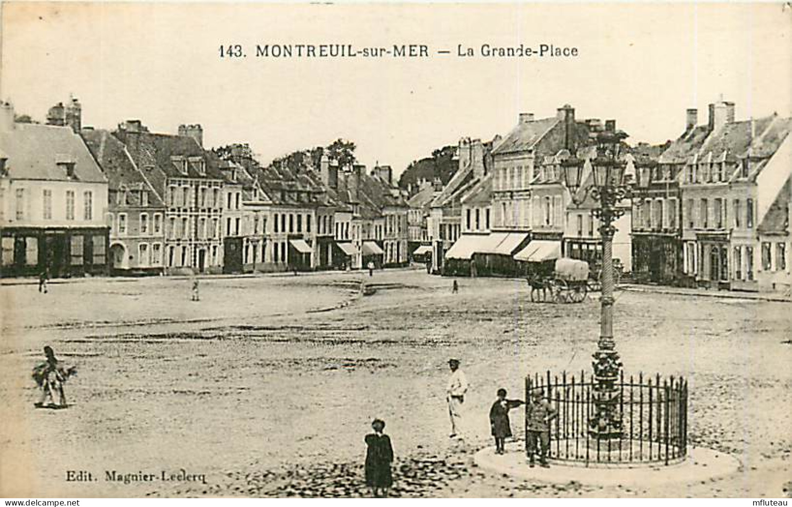 62* MONTREUIL SUR MER  La Grand Place     RL05.1212 - Montreuil