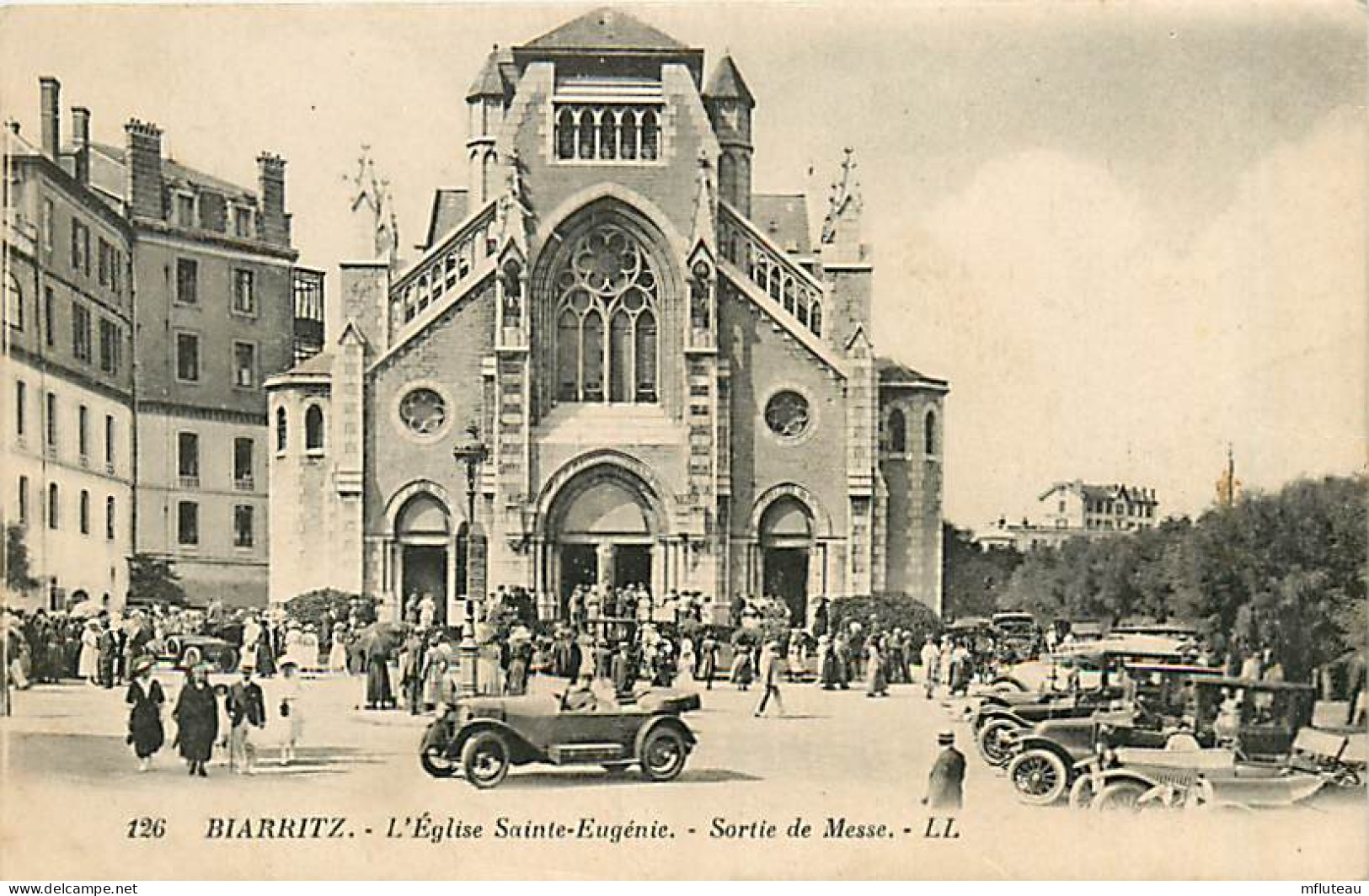 64* BIARRITZ  Sortie De Messe             RL06.0166 - Biarritz