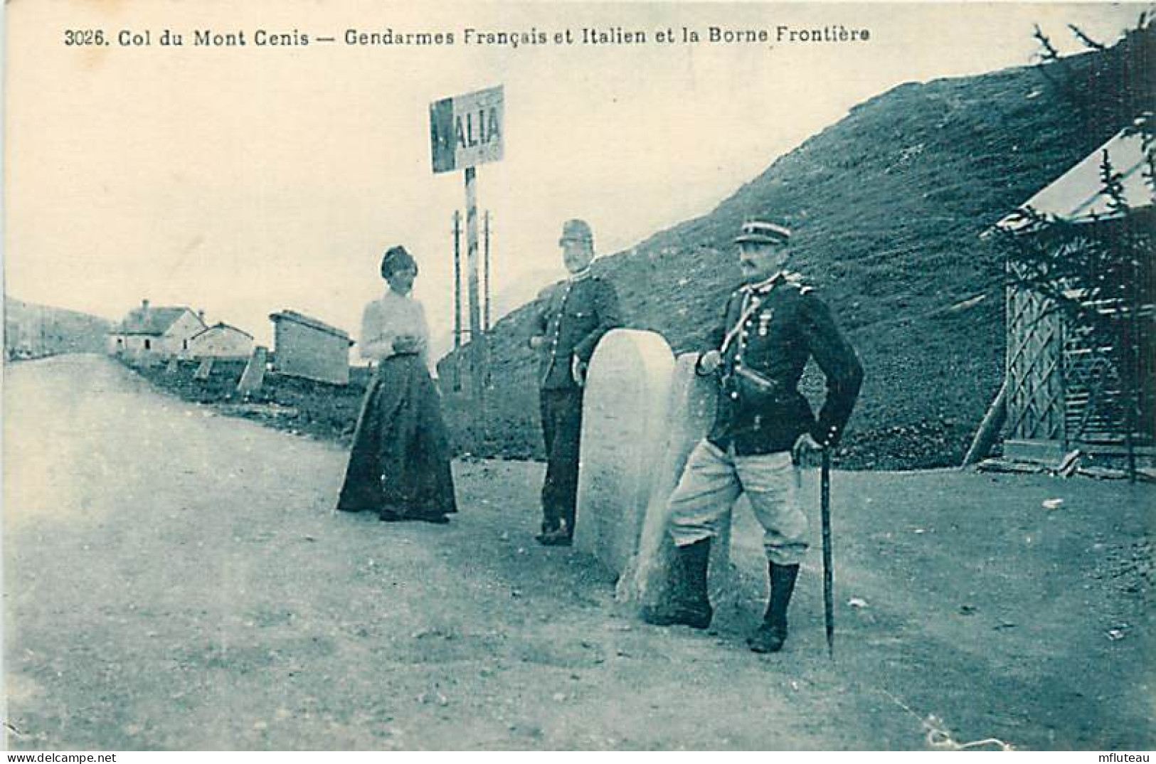 73* MONT CENIS  Fronriere  Gendarmes Francais Et Italien            RL06.1202 - Polizei - Gendarmerie