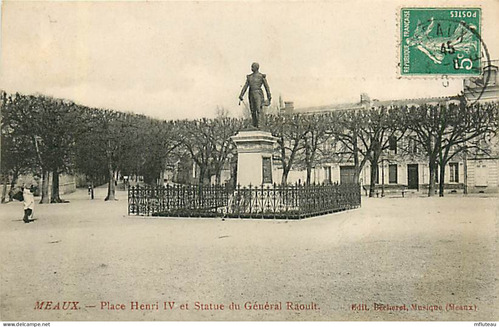 77* MEAUX  Place Henri IV -statue General Raoult     RL07.0680 - Meaux