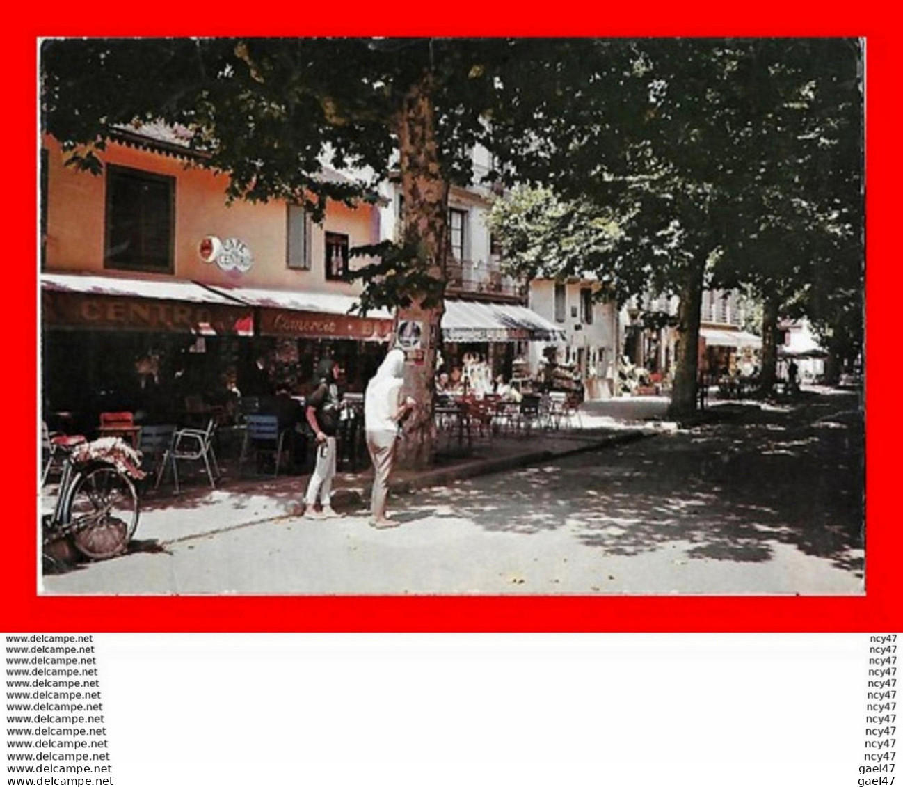 . CPSM/gf BOSOST (Espagne)  Une Rue Du Village, Animée, Café...S1910 - Andere & Zonder Classificatie
