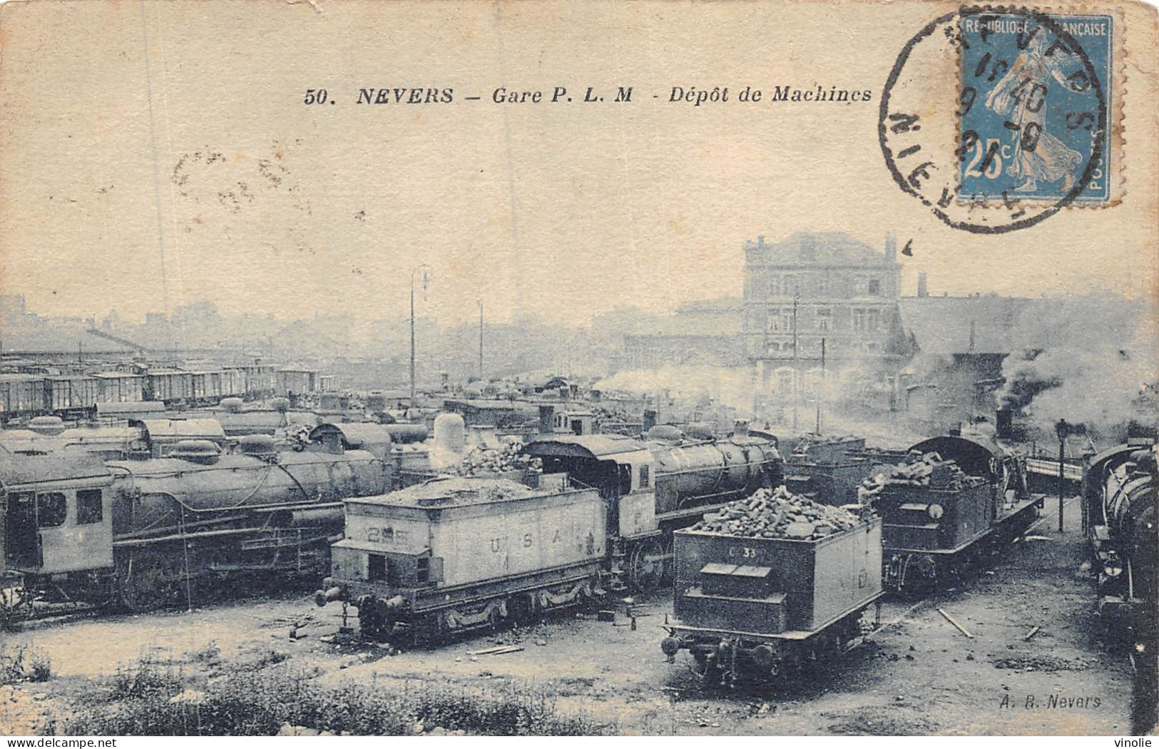 P-24-Mi-Is-1663 : NEVERS. GARE P.L.M. DEPOT DES MACHINES. LOCOMOTIVES - Nevers