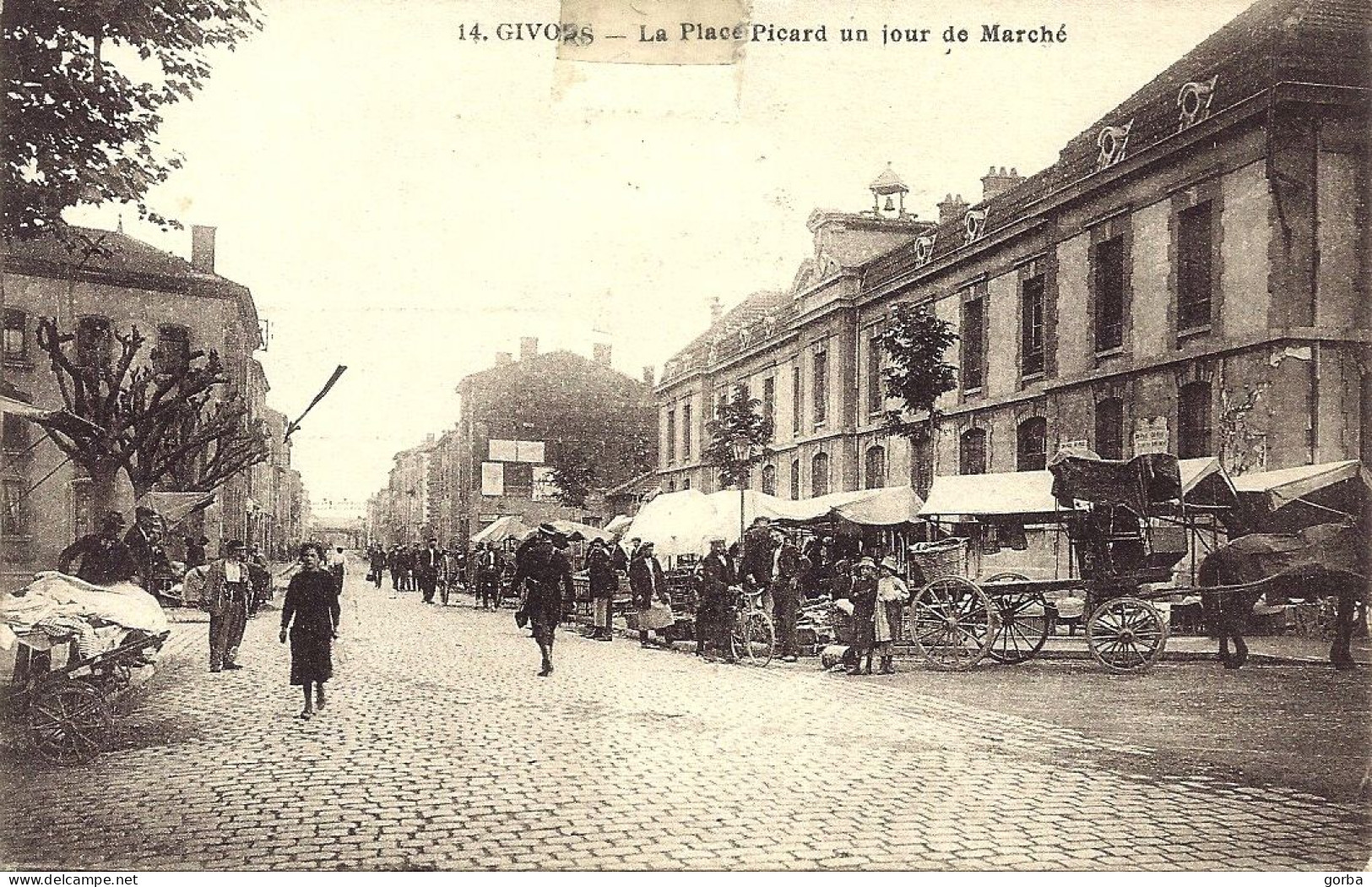 *CPA - 69 - GIVORS - La Place Picard Un Jour De Marché - Très Animée - Givors