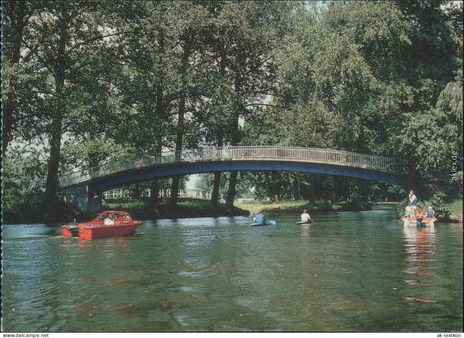 Neubrandenburg Brücke über Den Oberbach Mit Booten Und Kanus Im Mittelpunkt 1988 - Neubrandenburg