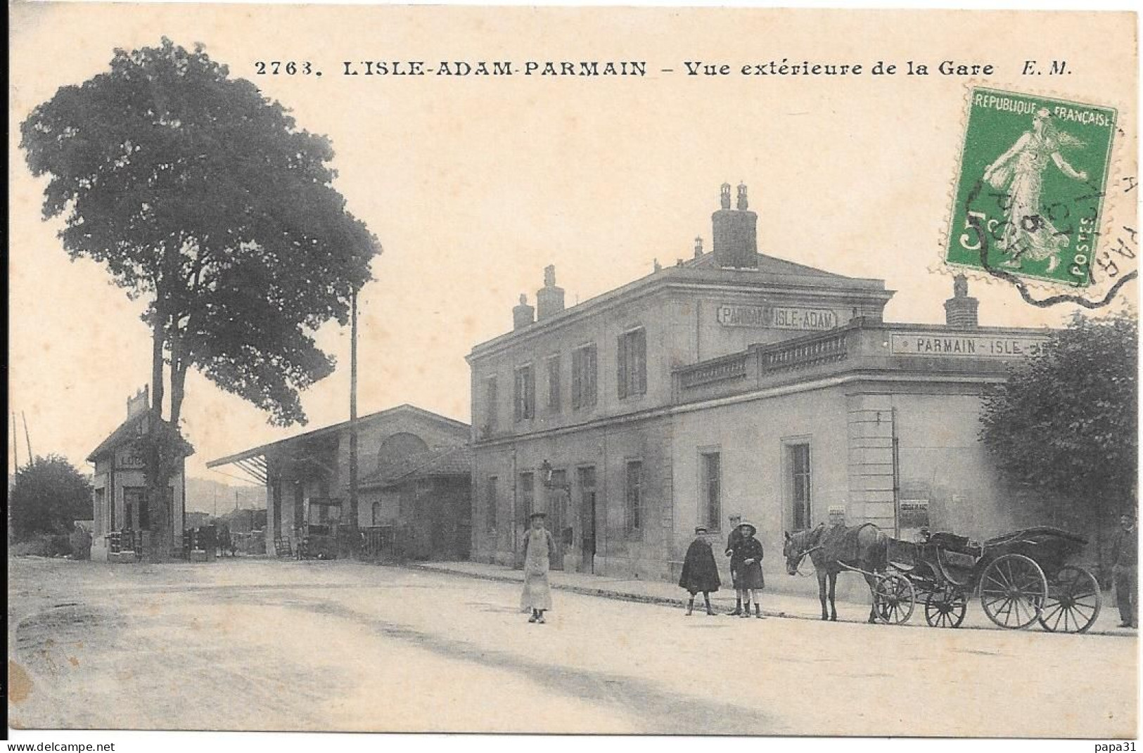 95 - L'ISLE-ADAM-PARMAIN - Vue Extérieure De La Gare - L'Isle Adam