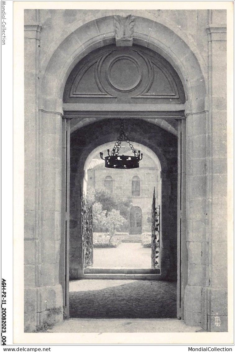 AGHP2-0074-11 - ABBAYE DE FONTFROIDE - Porte De La Salle Des Gardes Et Cour Louis Xiv - Carcassonne