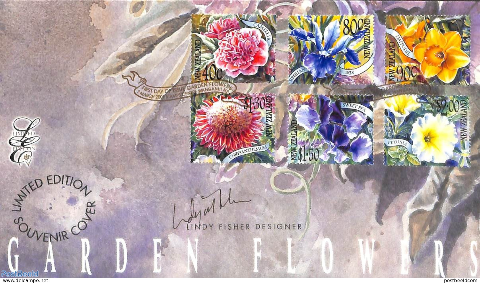 New Zealand 2001 Flowers, Limited Edition FDC With Signature Designer, Golden Cancellation, First Day Cover, Nature - .. - Cartas & Documentos