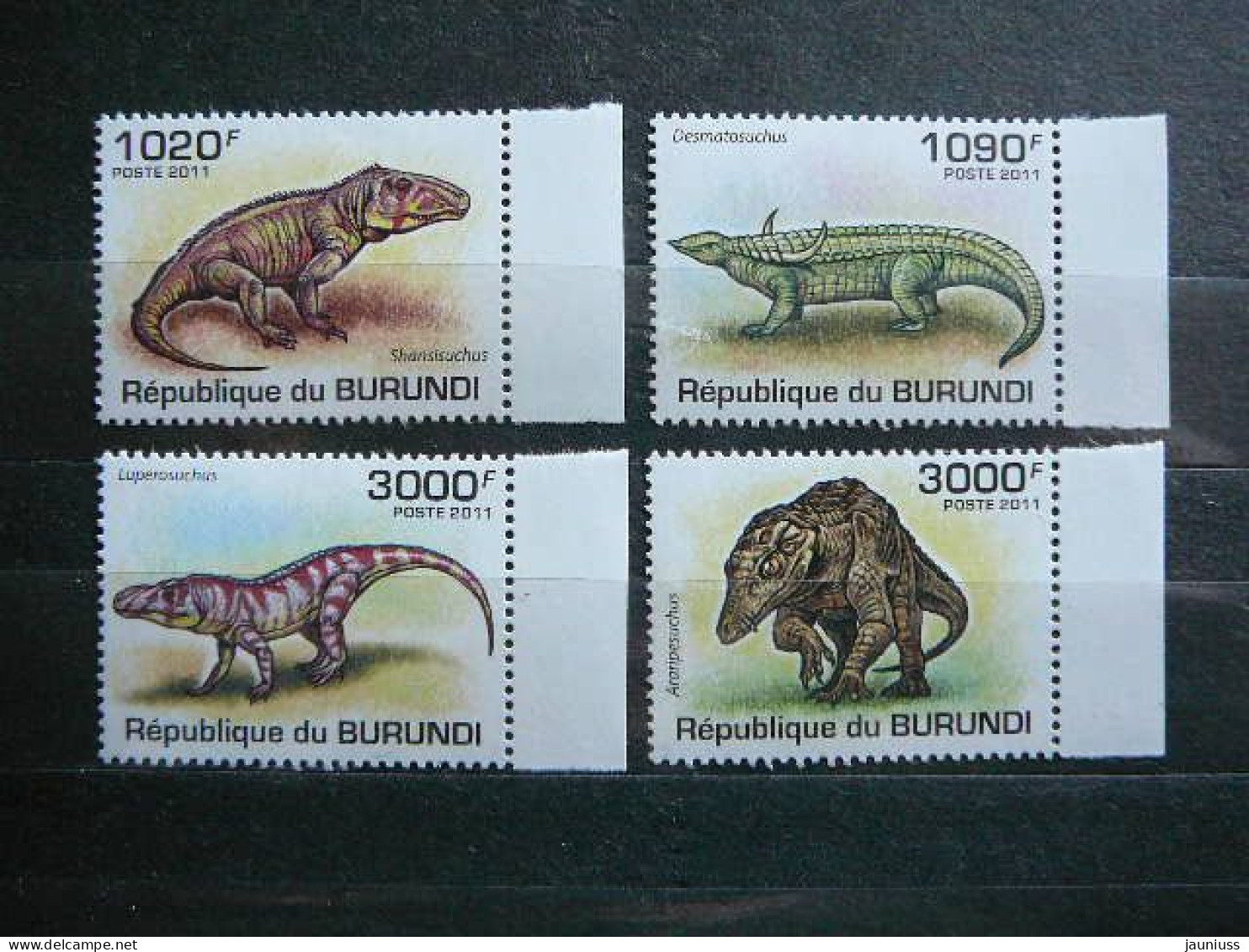 Dinosaurs Dinosaurier Dinosaures # Burundi 2011 MNH #2 Prehistorics - Prehistorics