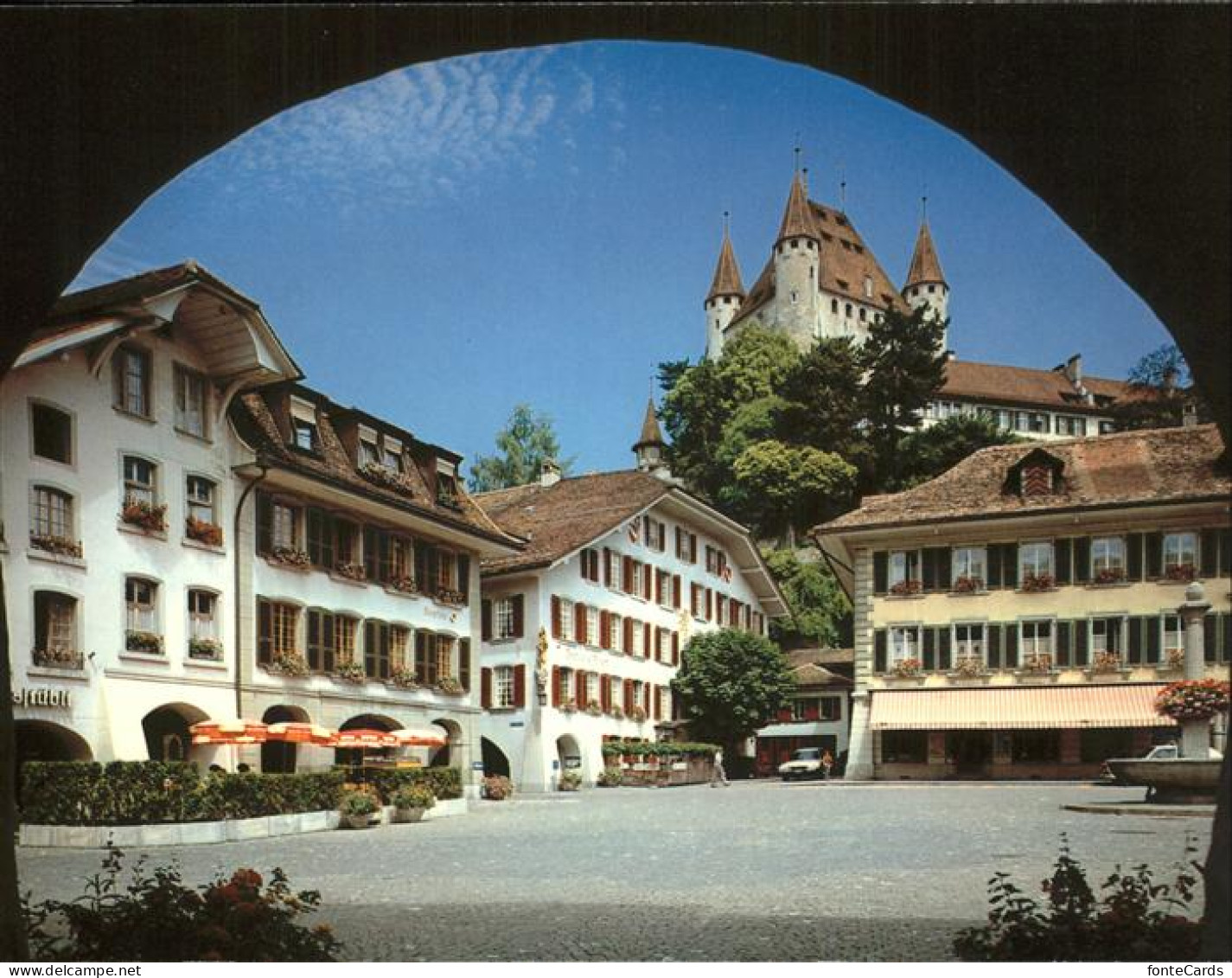 11466816 Thun Rathausplatz Brunnen Schloss Thun - Autres & Non Classés