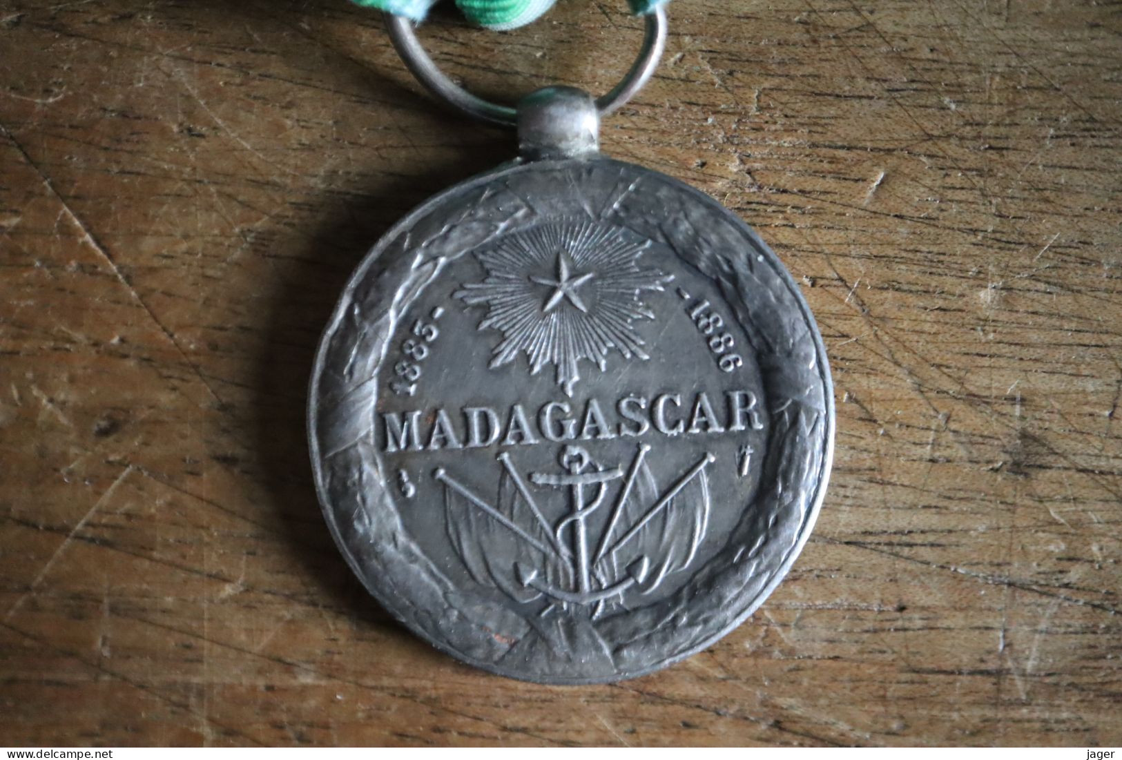 Médaille Ancienne Campagne De Madagascar 1883 1886 - France