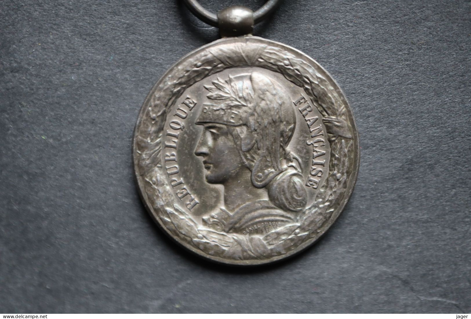 Médaille Ancienne Campagne De Chine Tonkin Annam Modèle Terre 1883 1885 - Francia