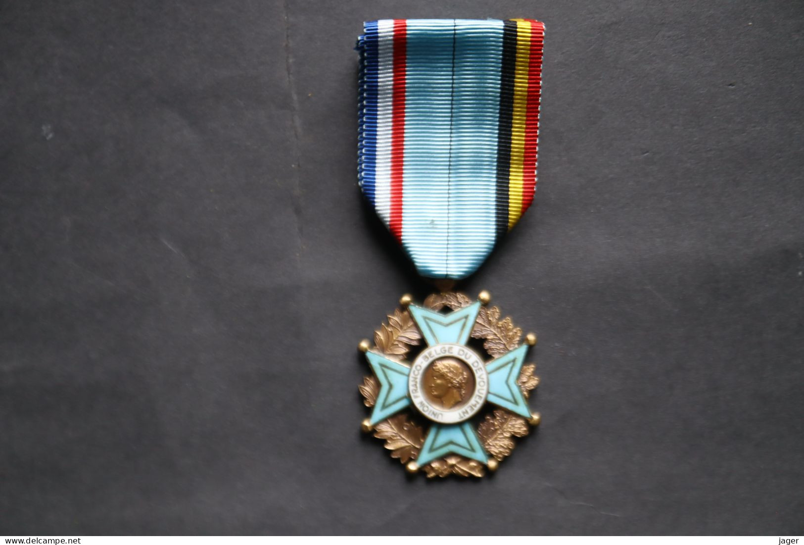 Médaille Ancienne Union Franco Belge Du Dévouement France Belgique - Belgique