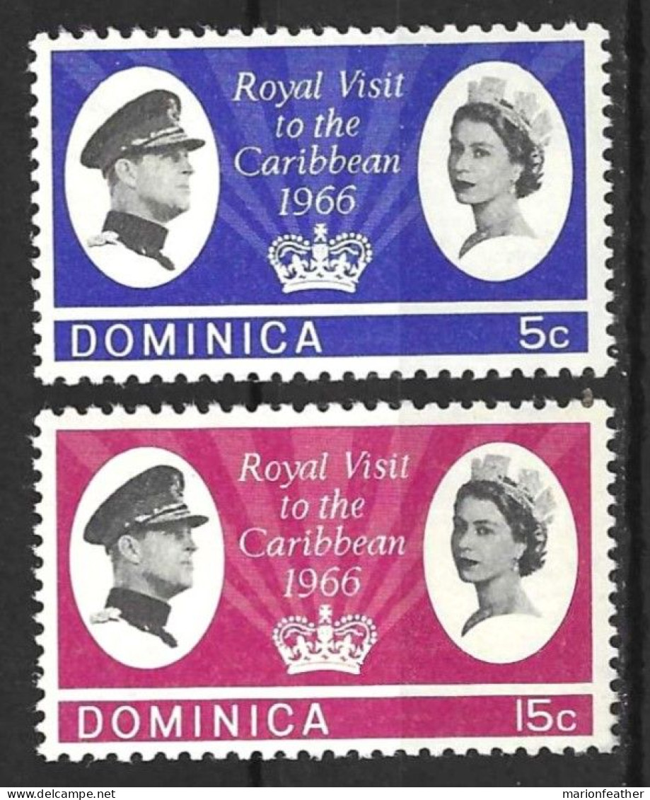 DOMINICA.....QUEEN ELIZABETH II...(1952-22..)...." 1966.."....OMNIBUS.....ROYAL VISIT..., SET OF 2.....MNH.. - Dominica (...-1978)