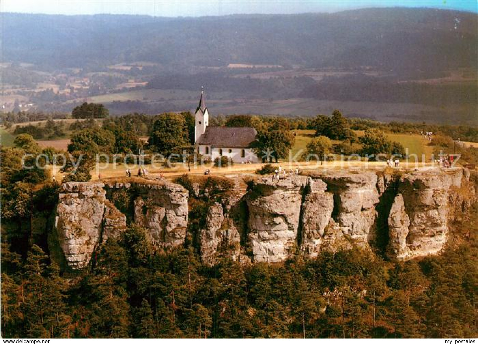 72991259 Staffelberg Felsenkrone Mit Adelgundis Kapelle Staffelberg - Staffelstein