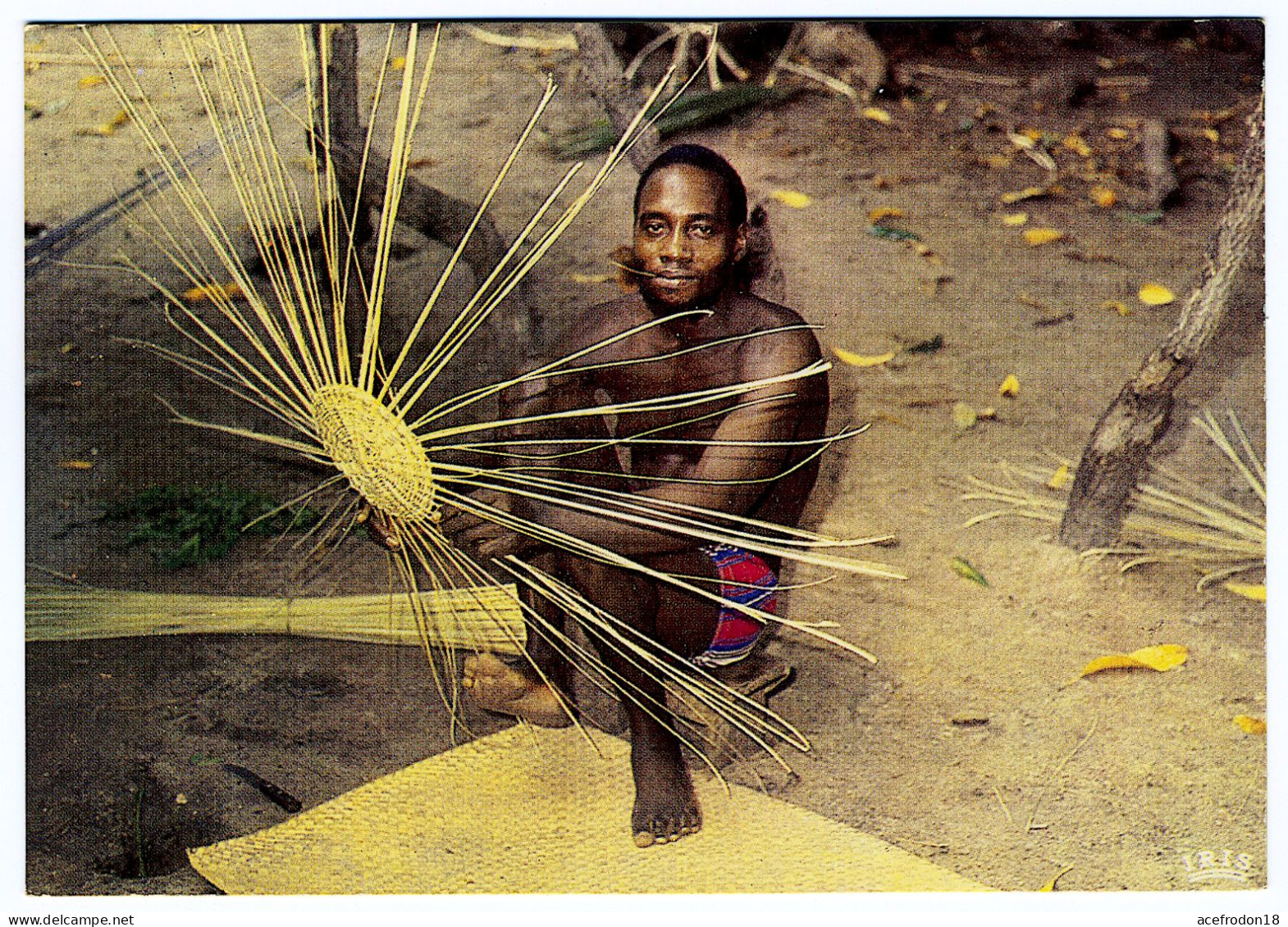 Afrique En Couleurs - Fabrication Des Paniers En Vannerie - Sin Clasificación