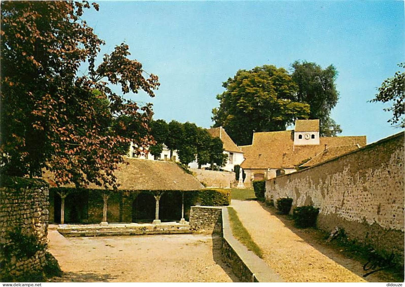 78 - Goussonville - Le Lavoir Et L'église - CPM - Carte Neuve - Voir Scans Recto-Verso - Sonstige & Ohne Zuordnung