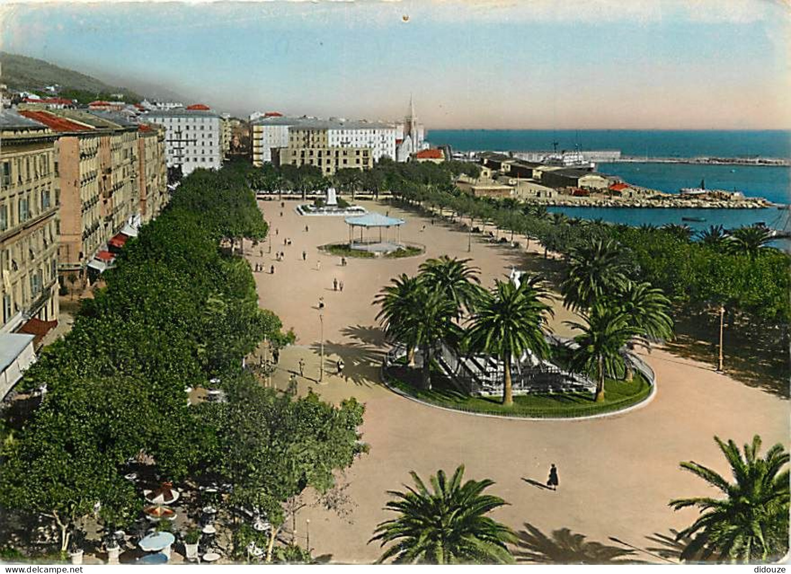 20 - Bastia - La Place St-Nicolas - Voir Timbre - CPM - Voir Scans Recto-Verso - Bastia