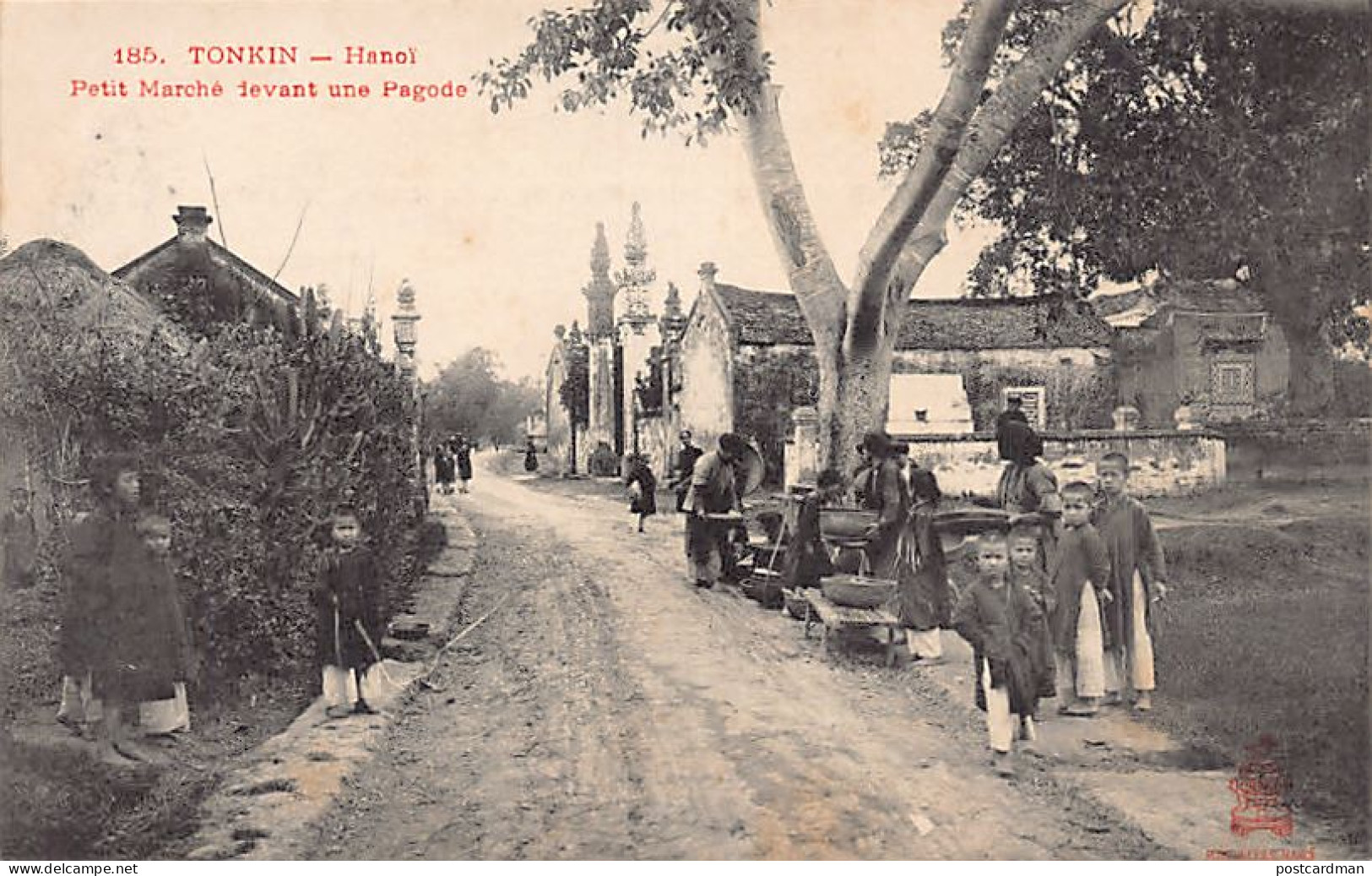 Viet Nam - HANOI - Petit Marché Devant Une Pagode - Ed. P. Dieulefils 185 - Viêt-Nam