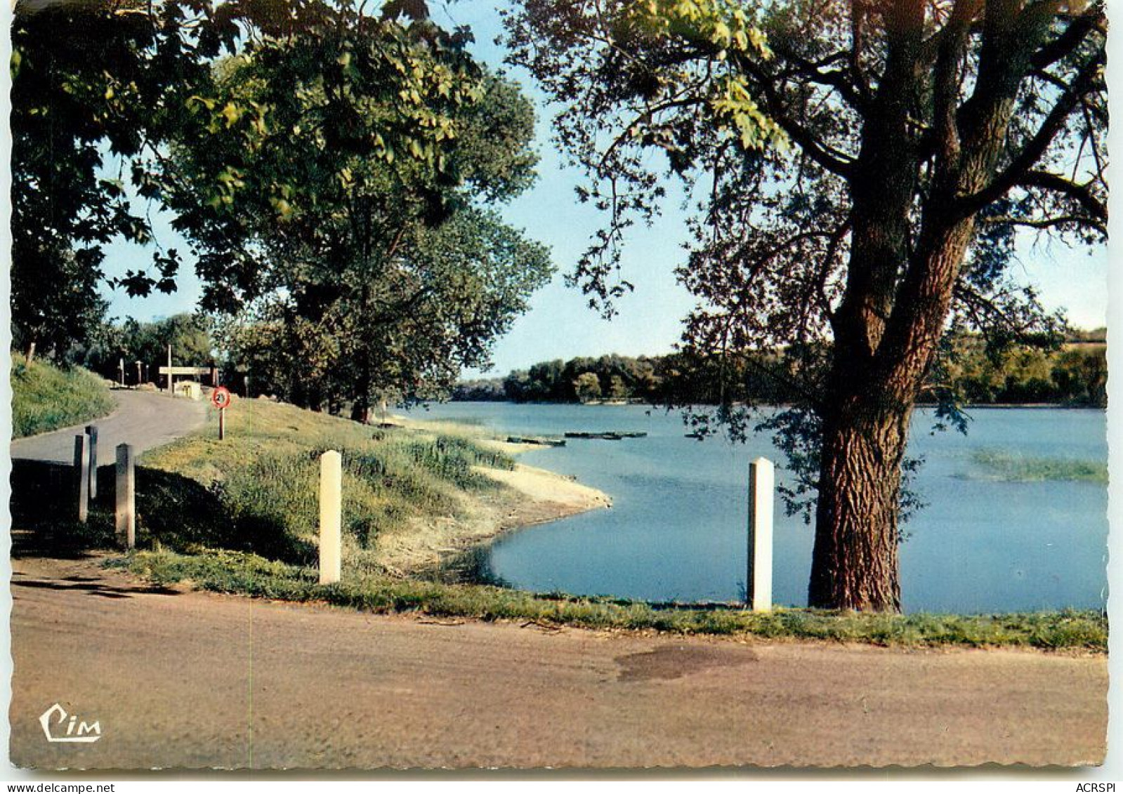 LE CHESNE  étang De Bairon  TT 1425 - Le Chesne