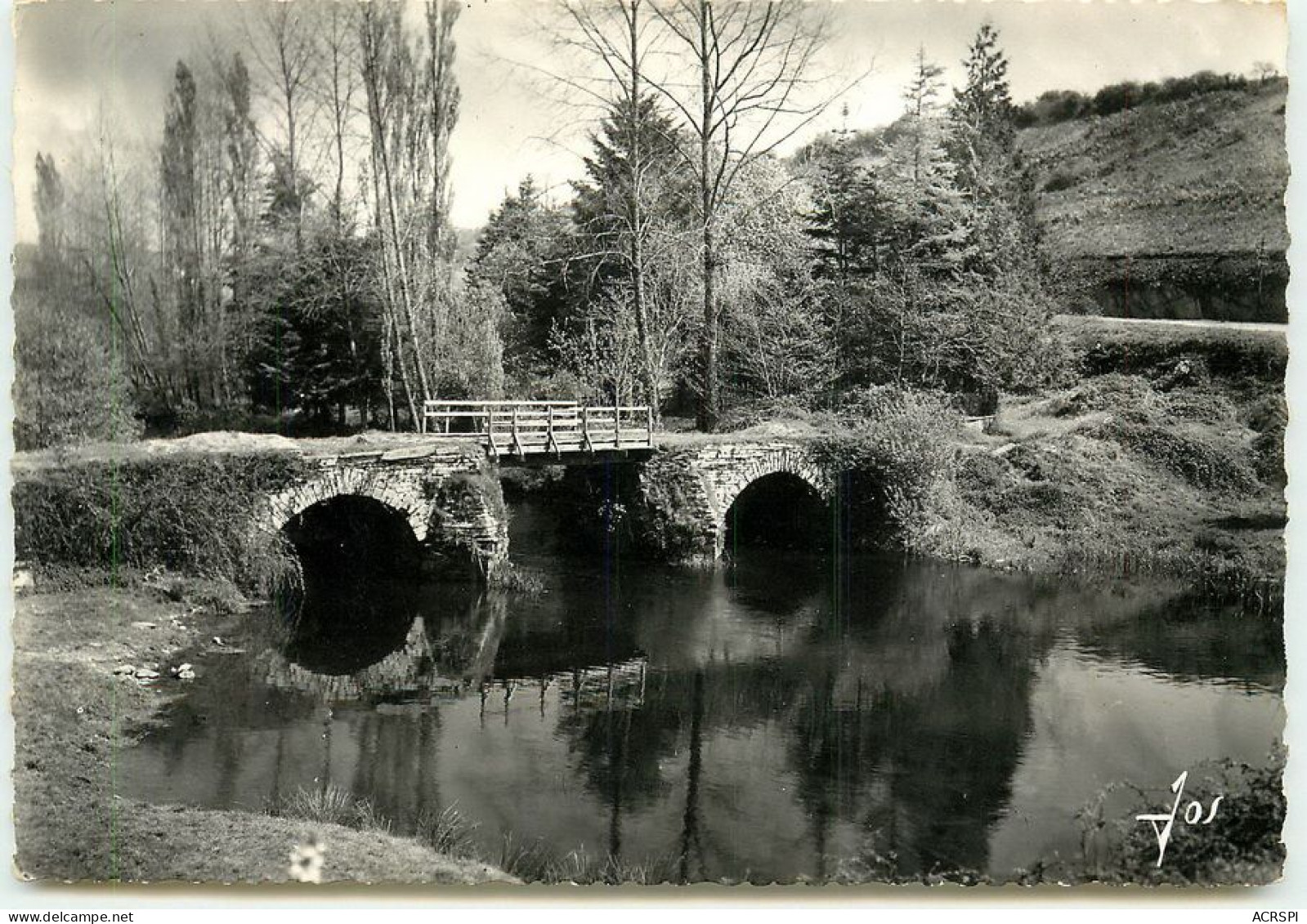 CARHAIX Le Pont Sur La Route De POULLAOUEN  TT 1404 - Carhaix-Plouguer