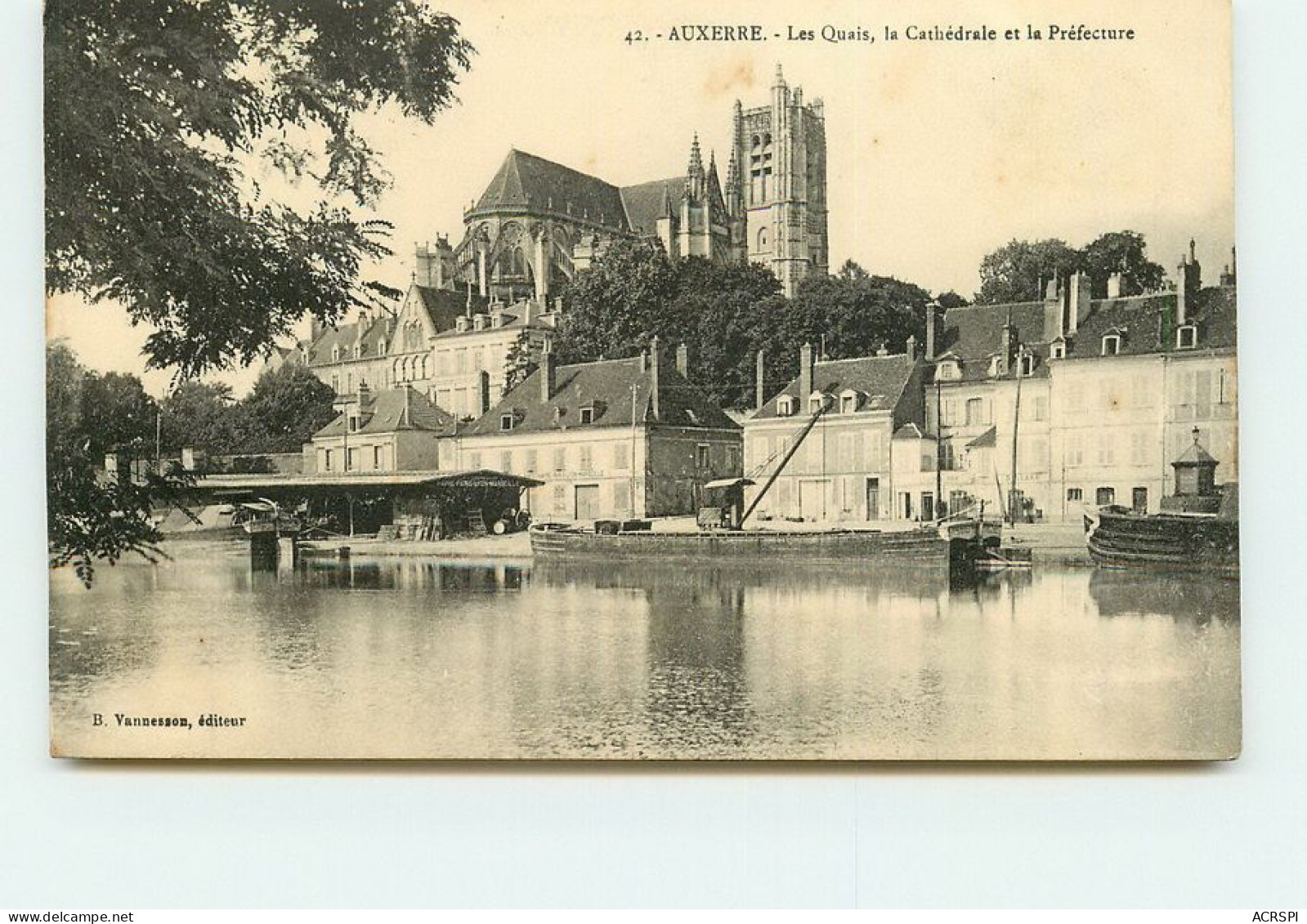 AUXERRE     Les Quais    TT 1438 - Auxerre