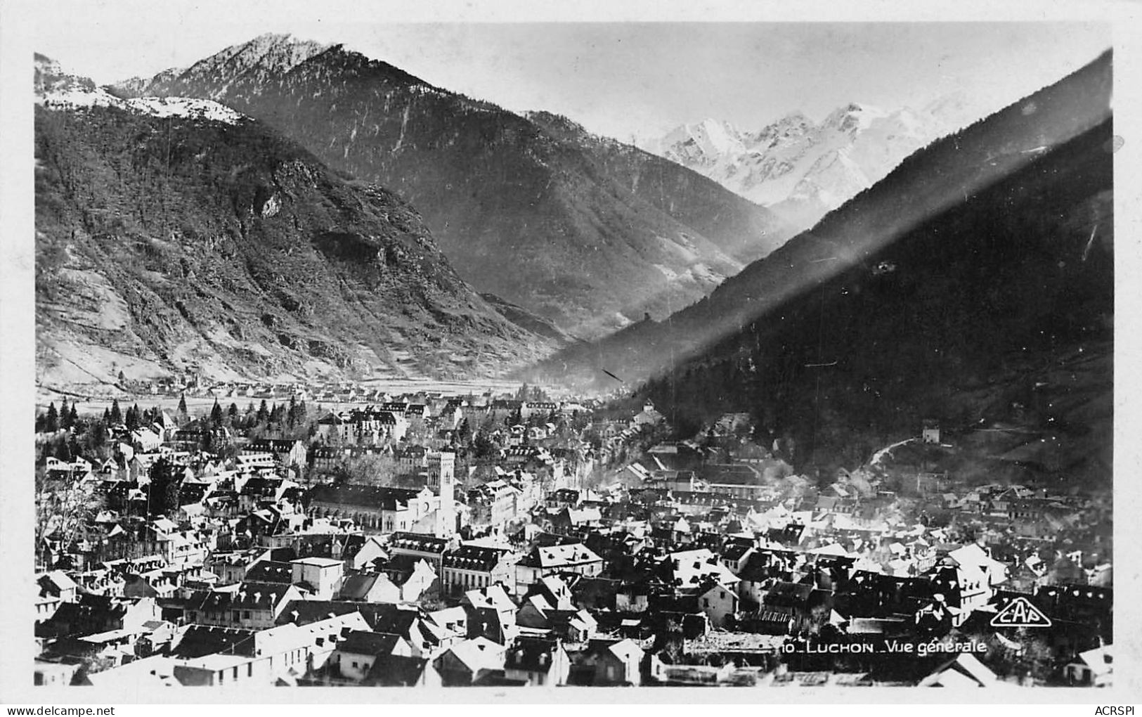 31 LUCHON Vue Générale De La Ville               (Scan R/V) N°   3   \TT1499Bis - Luchon