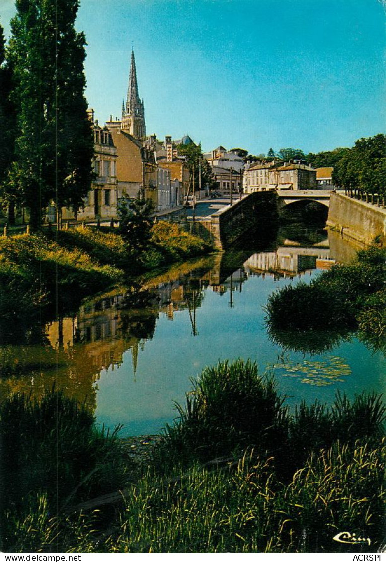 FONTENAY LE COMTE  Le Pont Neuf  34   (scan Recto-verso)TT 1495Bis - Fontenay Le Comte