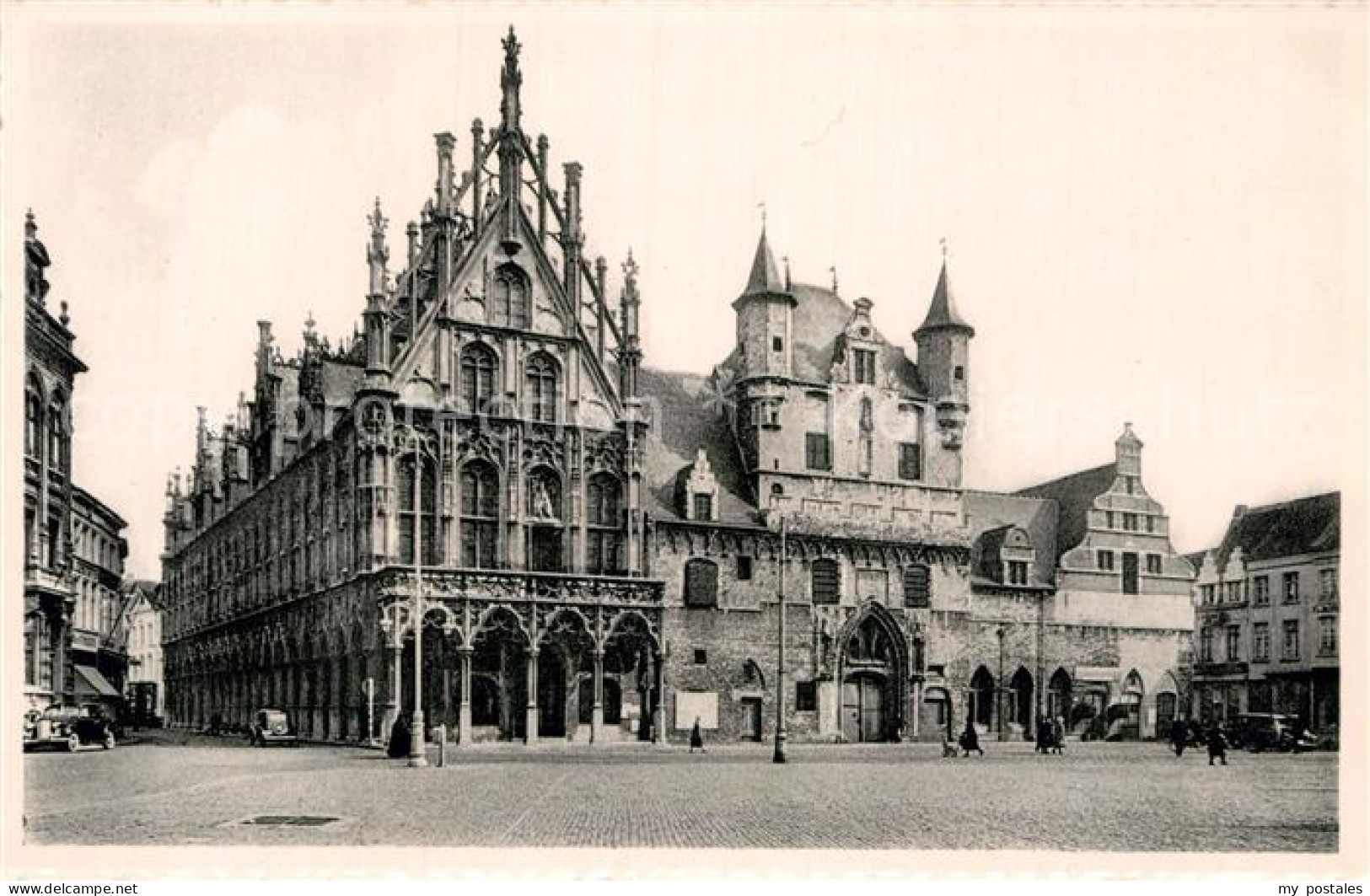 72982083 Mechelen Malines Stadhuis En Oude Lakenhallen Mechelen Malines - Sonstige & Ohne Zuordnung