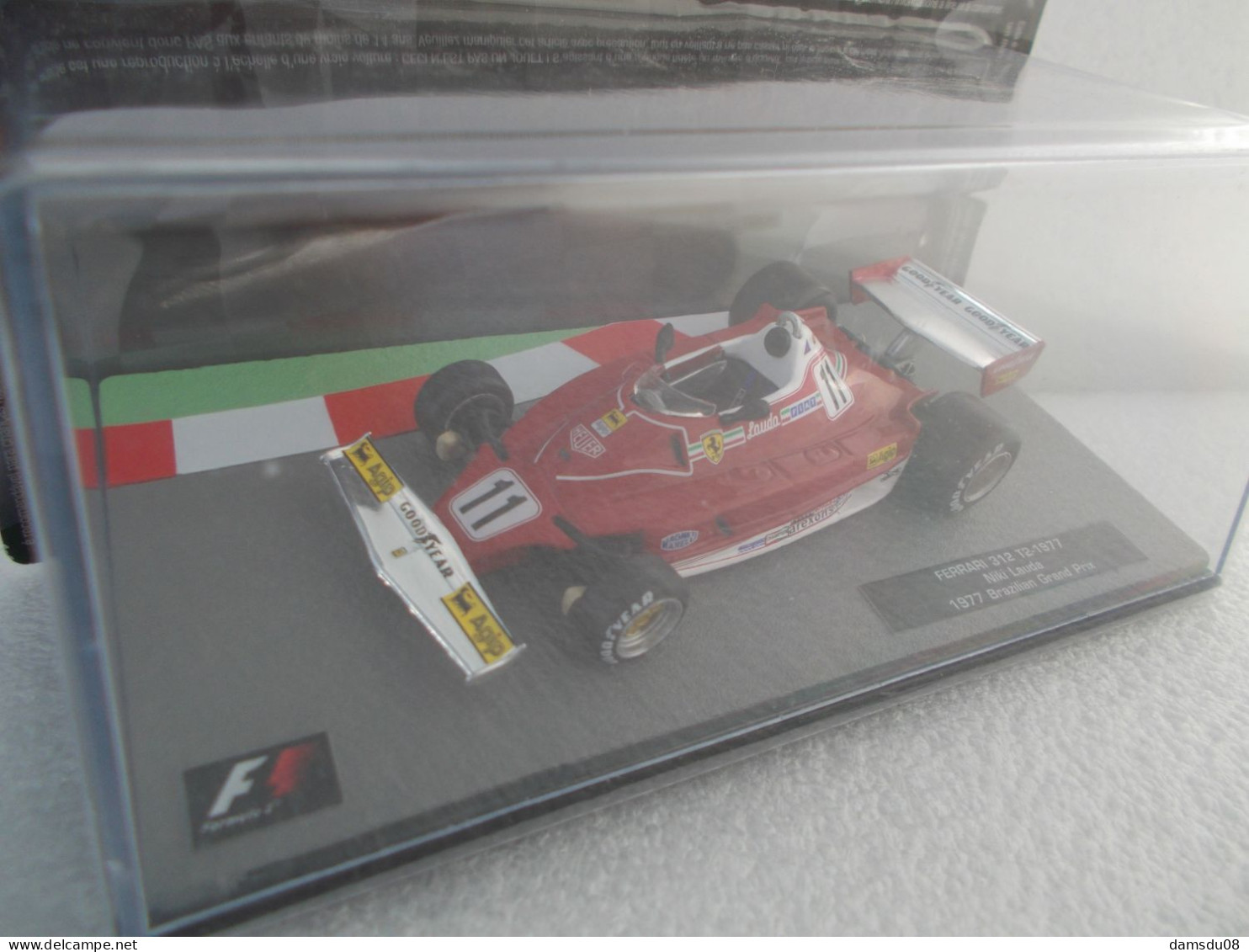 F1 Collection Ferrari 312 T2 Niki Lauda GP Brésil 1977 Echelle 1/43 En Boite Vitrine - Altri & Non Classificati