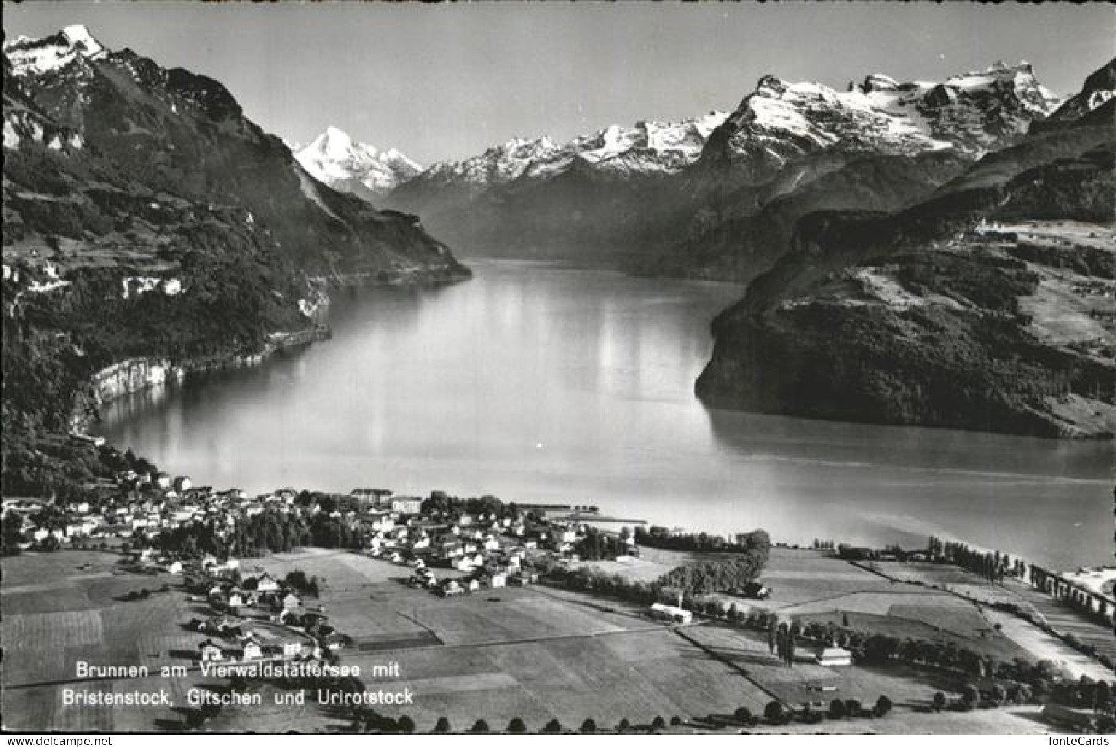 11438624 Brunnen SZ Vierwaldstaettersee Alpen Bristenstock Gitschen Urirotstock  - Sonstige & Ohne Zuordnung