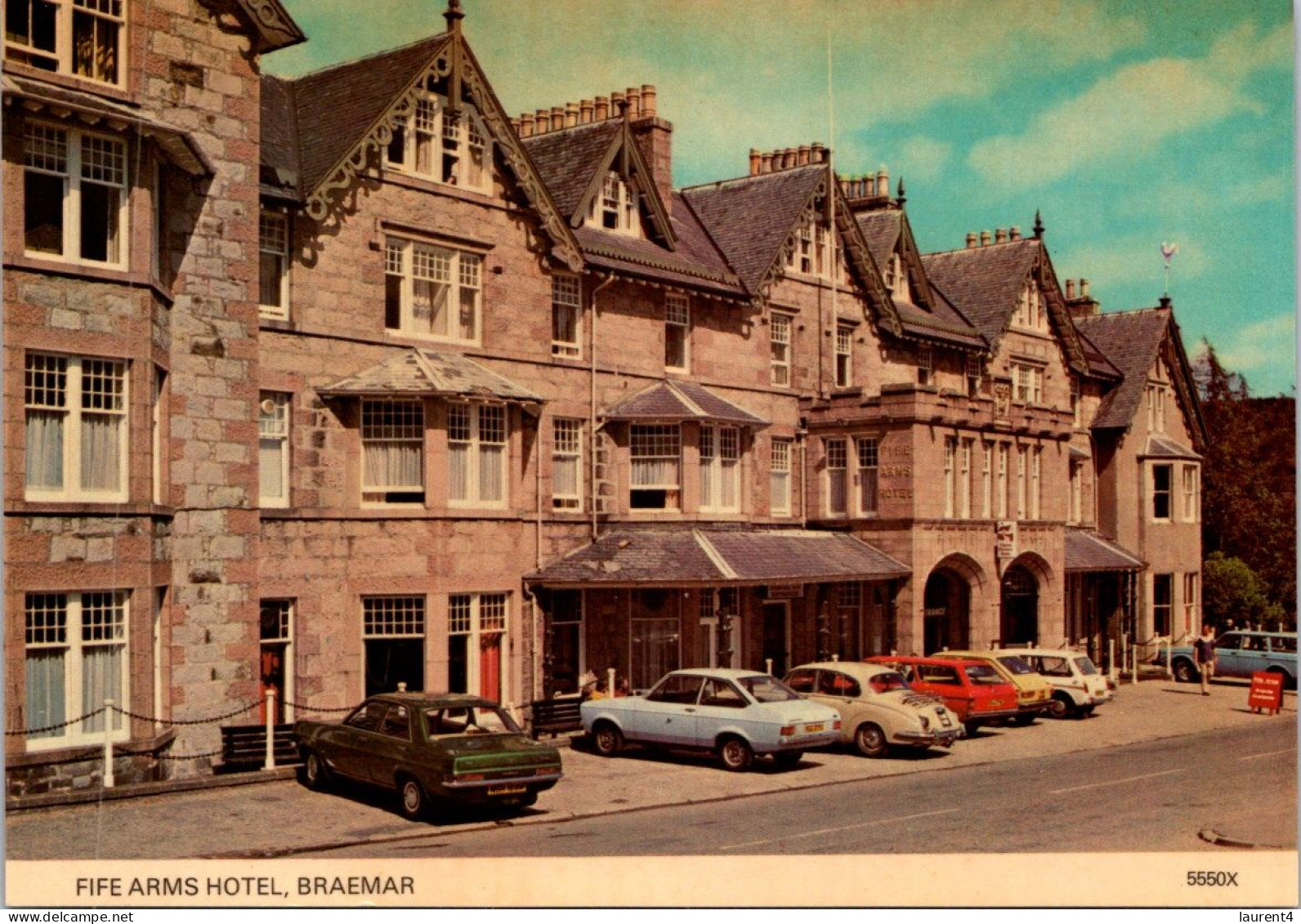 11-5-2024 (4 Z 45) UK - Braemar Fire Arms Hotel - Hotel's & Restaurants