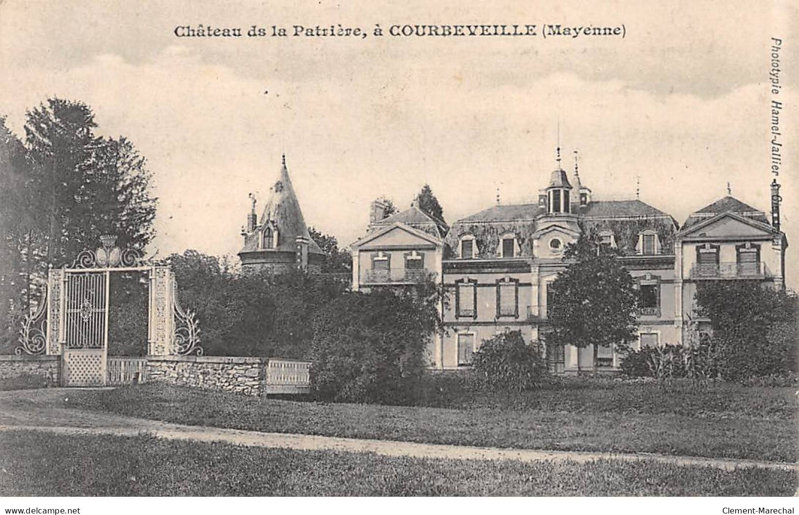 Château De La Patrière à COURBEVEILLE - Très Bon état - Otros & Sin Clasificación