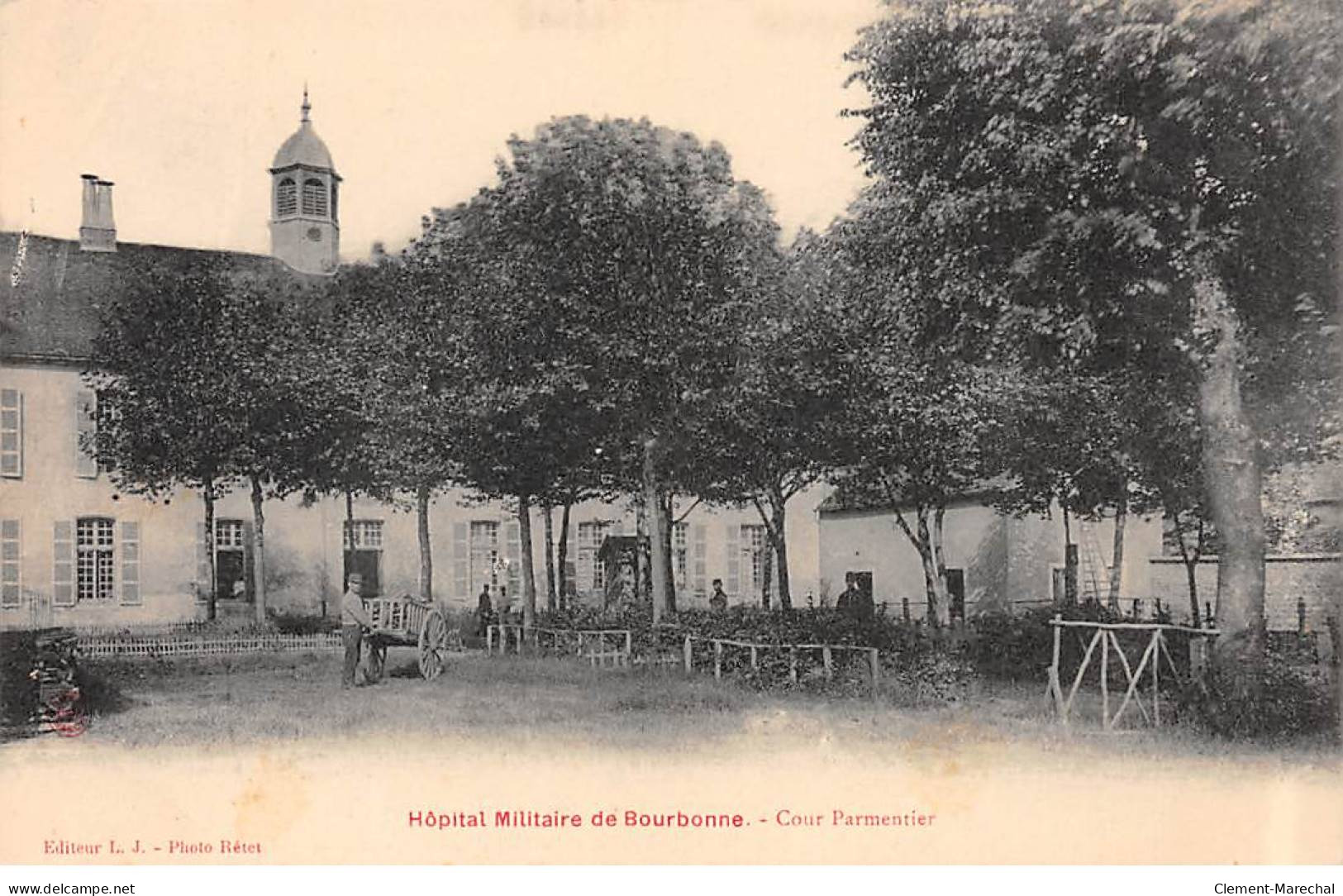 Hôpital Militaire De BOURBONNE - Cour Parmentier - Très Bon état - Bourbonne Les Bains