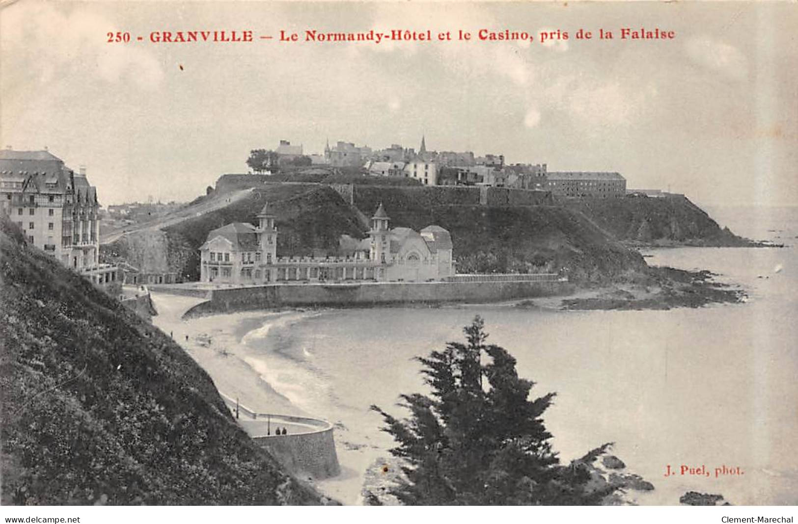 GRANVILLE - Le Normandy Hôtel Et Le Casino Pris De La Falaise - Très Bon état - Granville