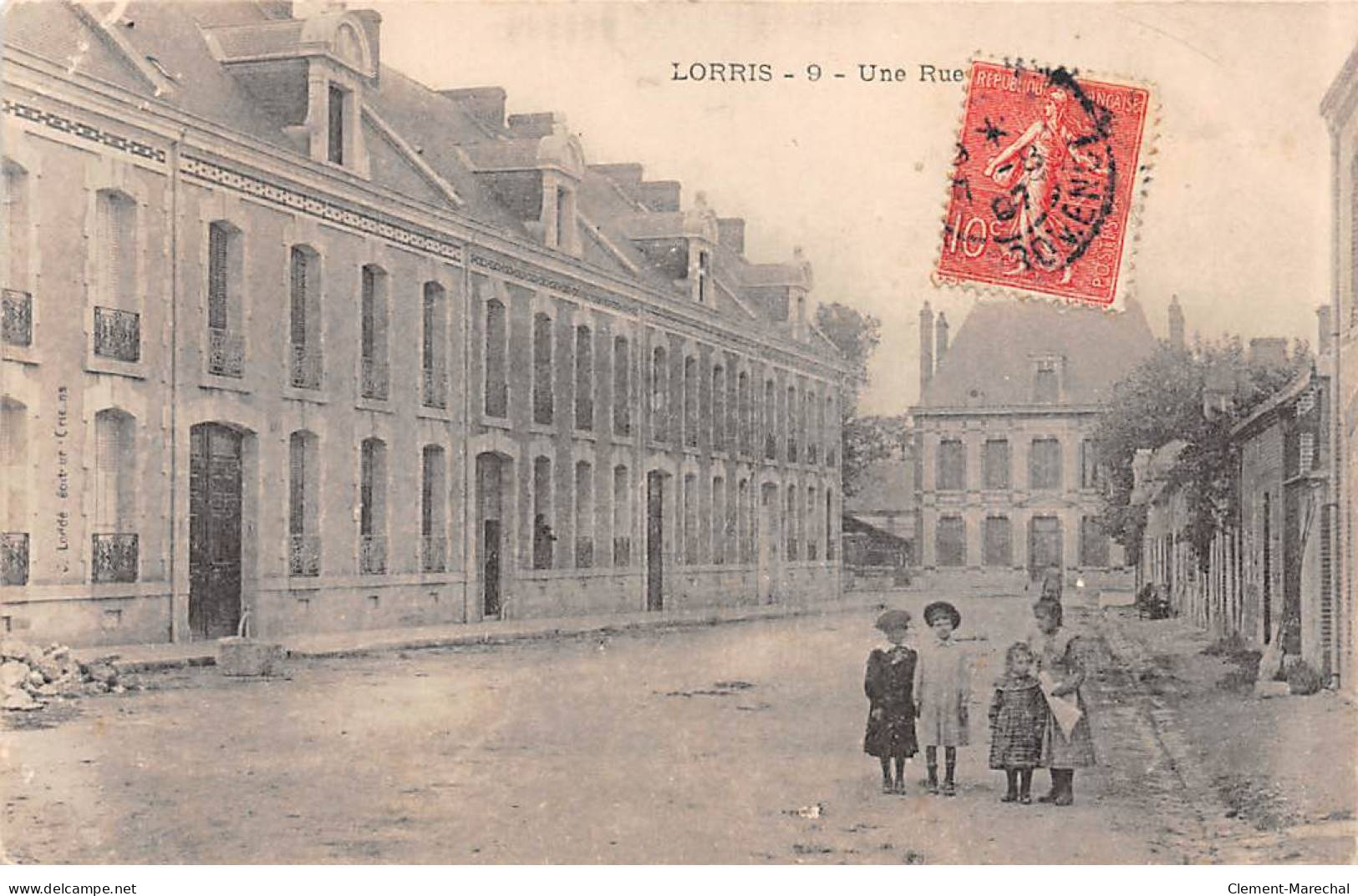 LORRIS - Une Rue - Très Bon état - Other & Unclassified