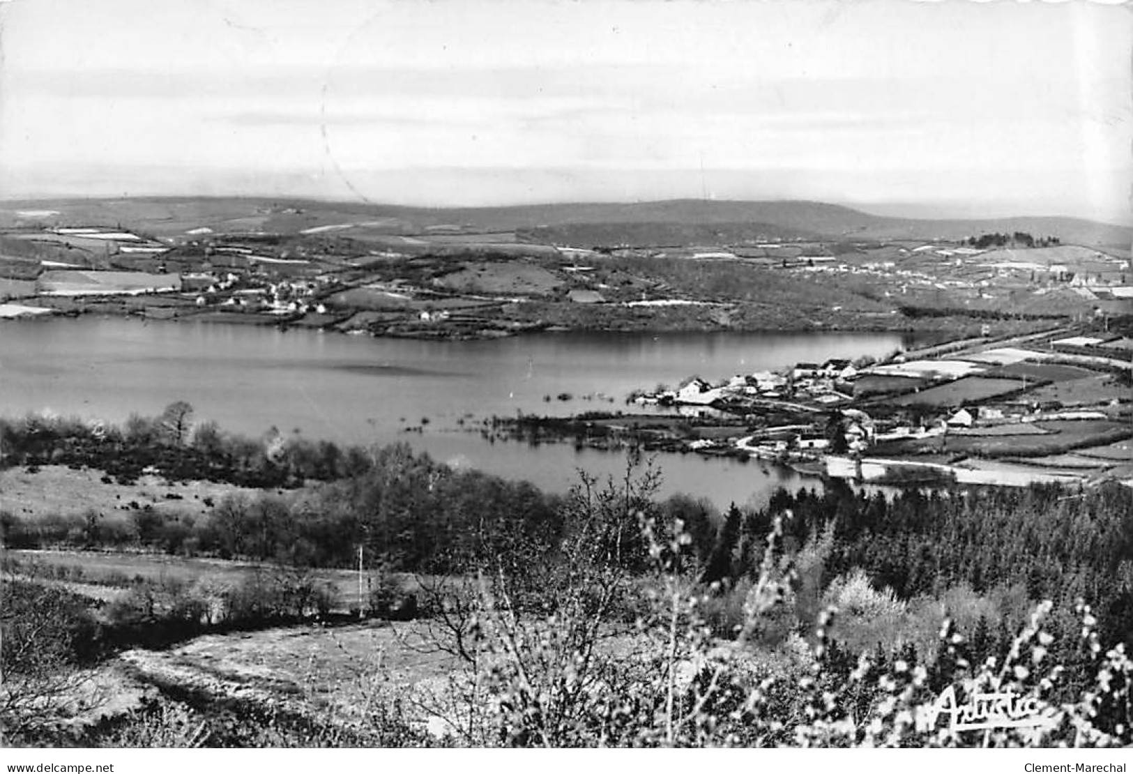 PANNECIERES - Panorama Du Lac - Très Bon état - Otros & Sin Clasificación