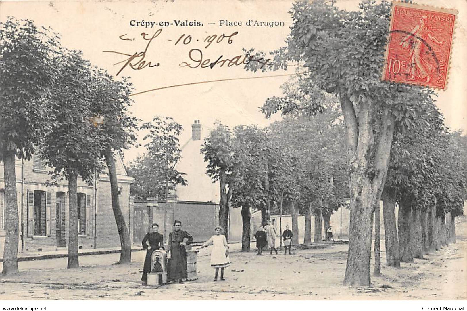 CREPY EN VALOIS - Place D'Aragon - Très Bon état - Crepy En Valois