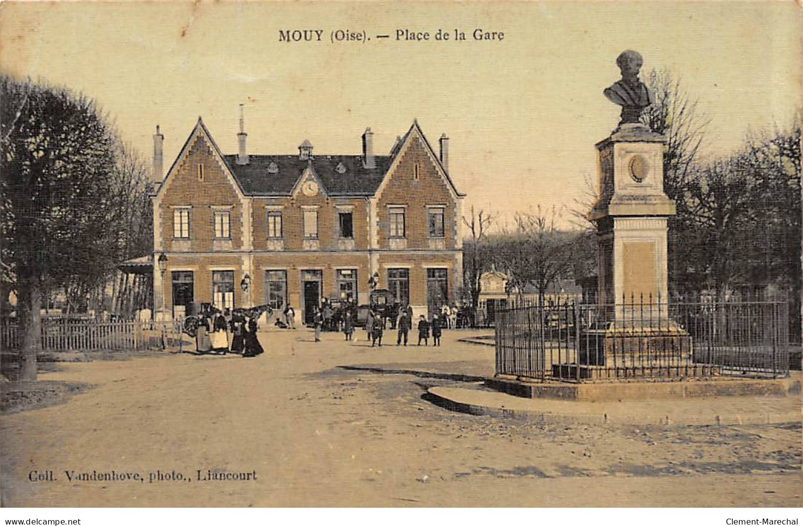 MOUY - Place De La Gare - état - Mouy