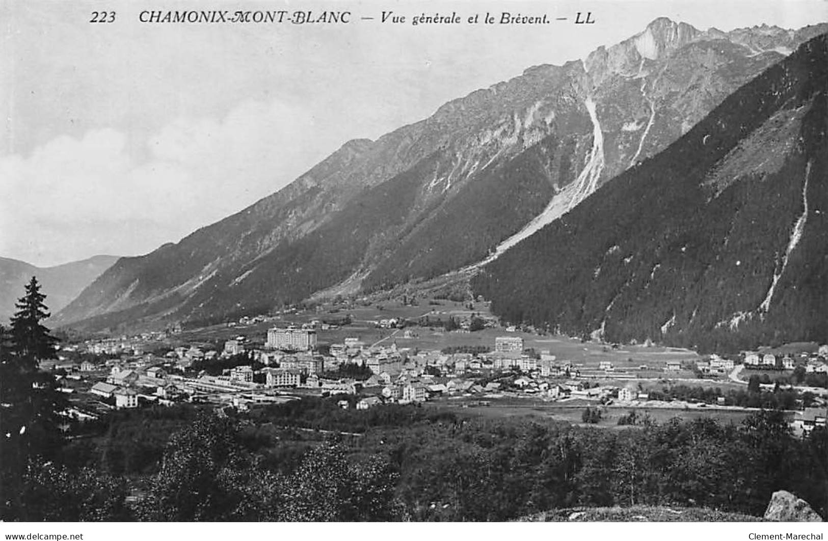 CHAMONIX MONT BLANC - Vue Générale Et Le Brévent - Très Bon état - Chamonix-Mont-Blanc