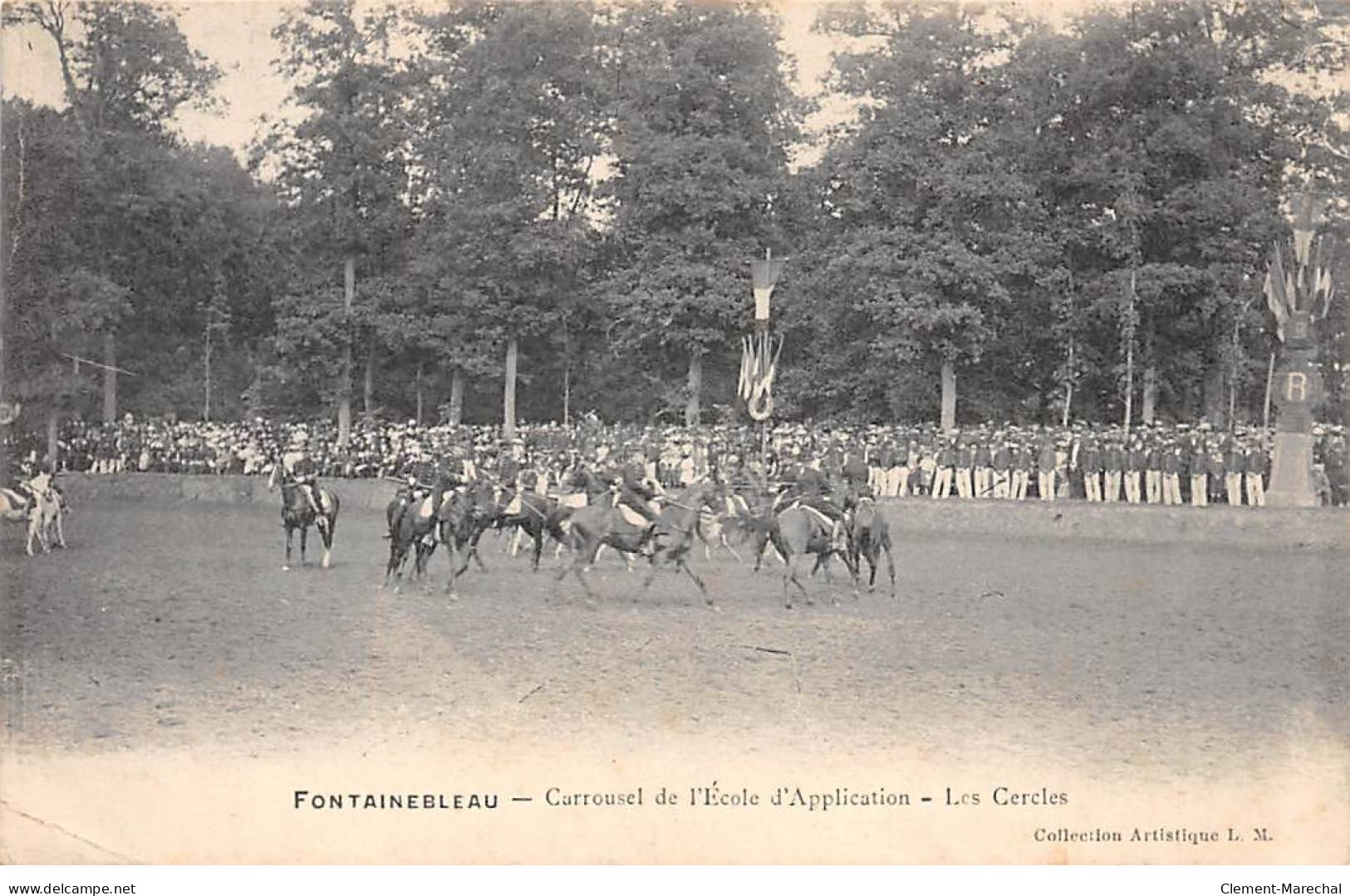 FONTAINEBLEAU - Carrousel De L'Ecole D'Application - Les Cercles - état - Fontainebleau