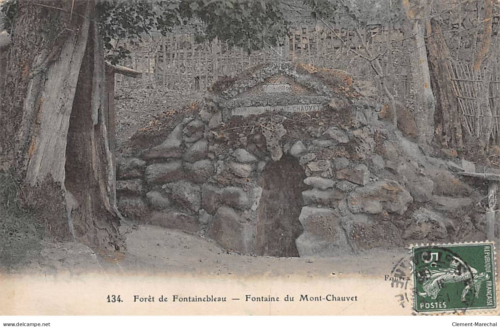 Forêt De FONTAINEBLEAU - Fontaine Du Mont Chauvet - Très Bon état - Fontainebleau