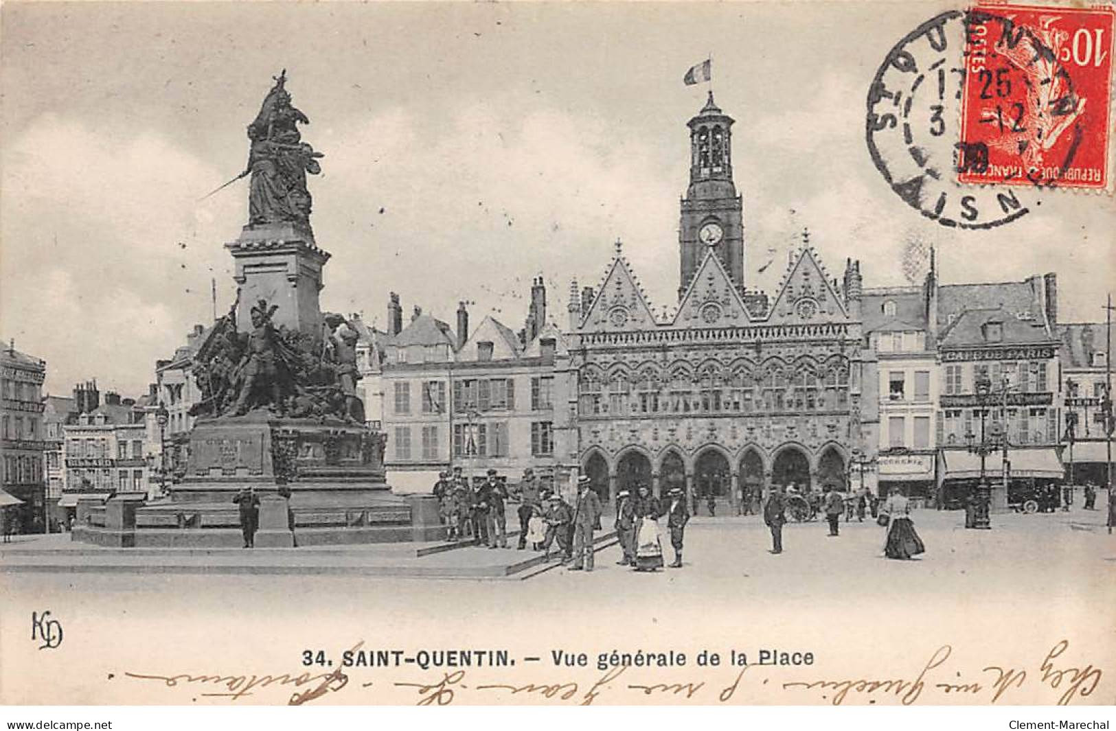 SAINT QUENTIN - Vue Générale De La Place - Très Bon état - Saint Quentin