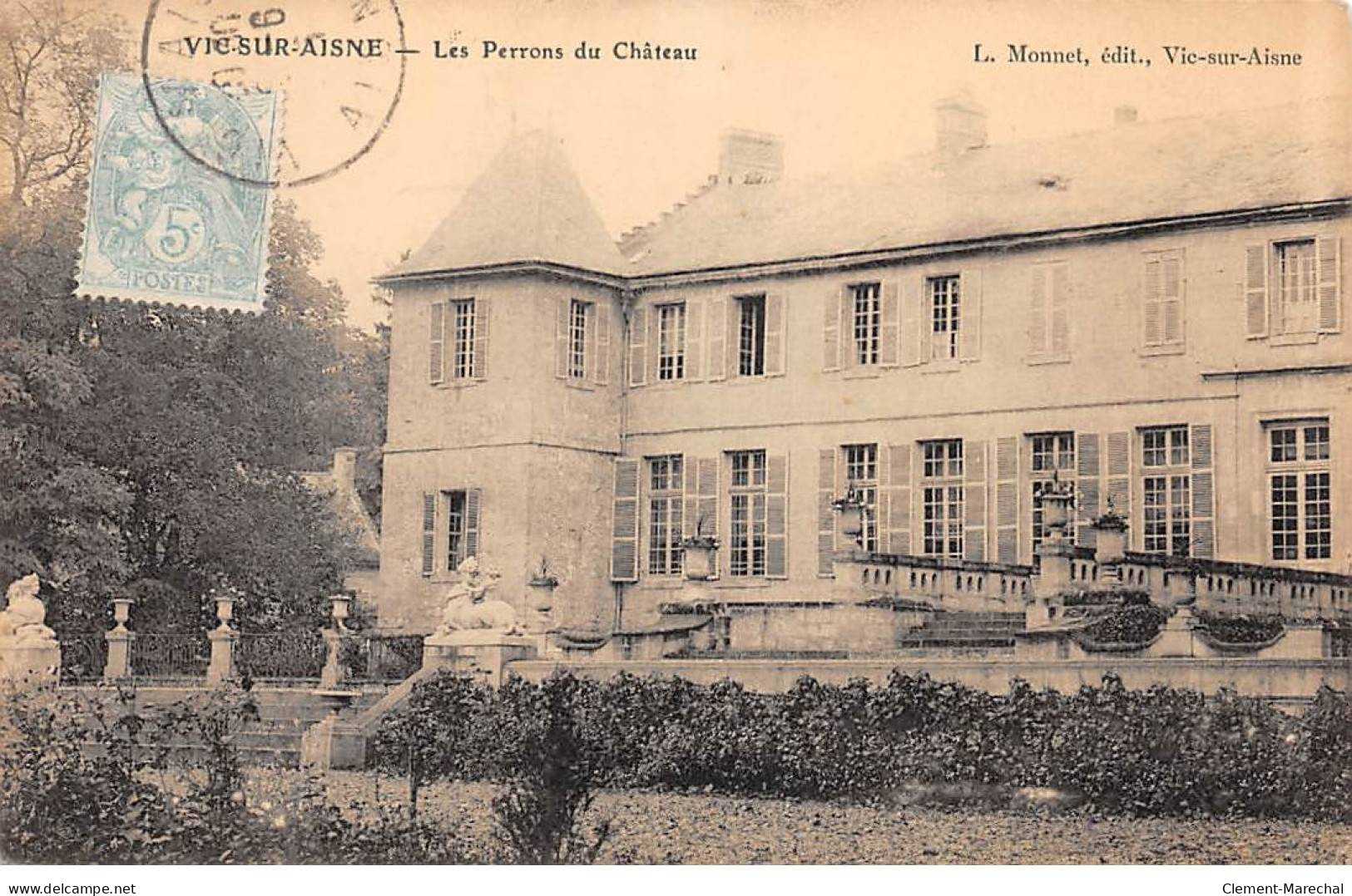 VIC SUR AISNE - Les Perrons Du Château - Très Bon état - Vic Sur Aisne